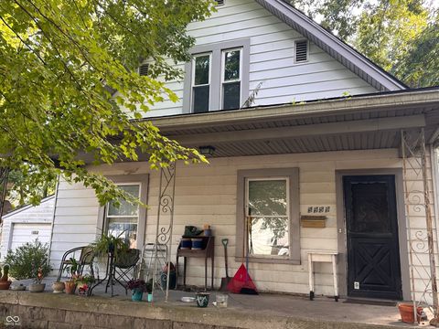 Photo of 5959 Beechwood Avenue, Indianapolis, IN 46219 (MLS # 22068294)