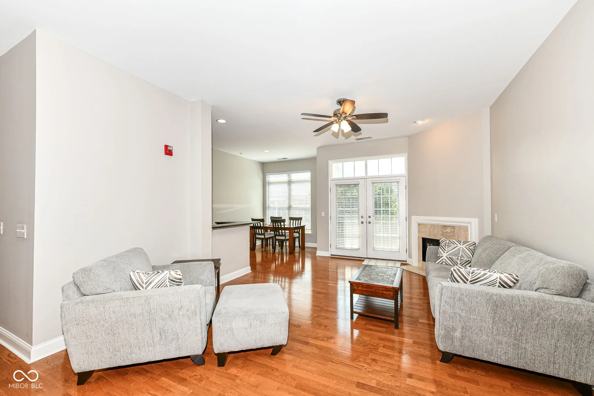 Indianapolis, Indiana 46204, United States, 2 Bedrooms Bedrooms, ,2 BathroomsBathrooms,Residential,Pending,49879