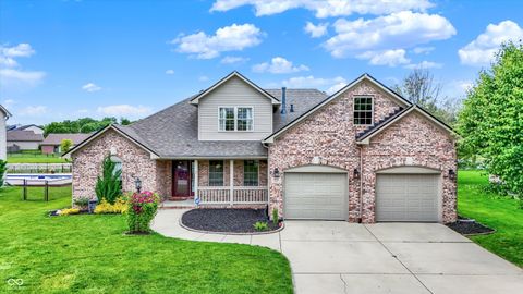 Photo of 8232 Meadow Bend Drive, Indianapolis, IN 46259 (MLS # 22102341)