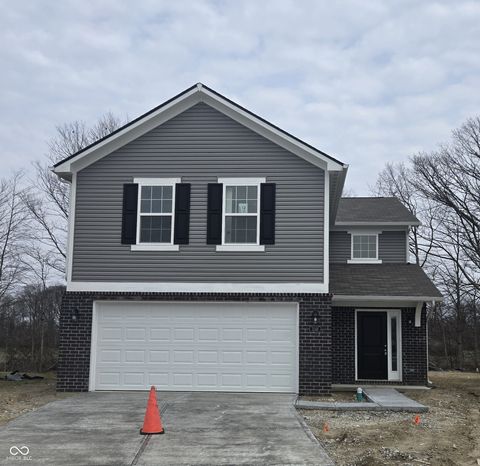 Photo of 3149 Lennon Lane, Indianapolis, IN 46235 (MLS # 22071633)