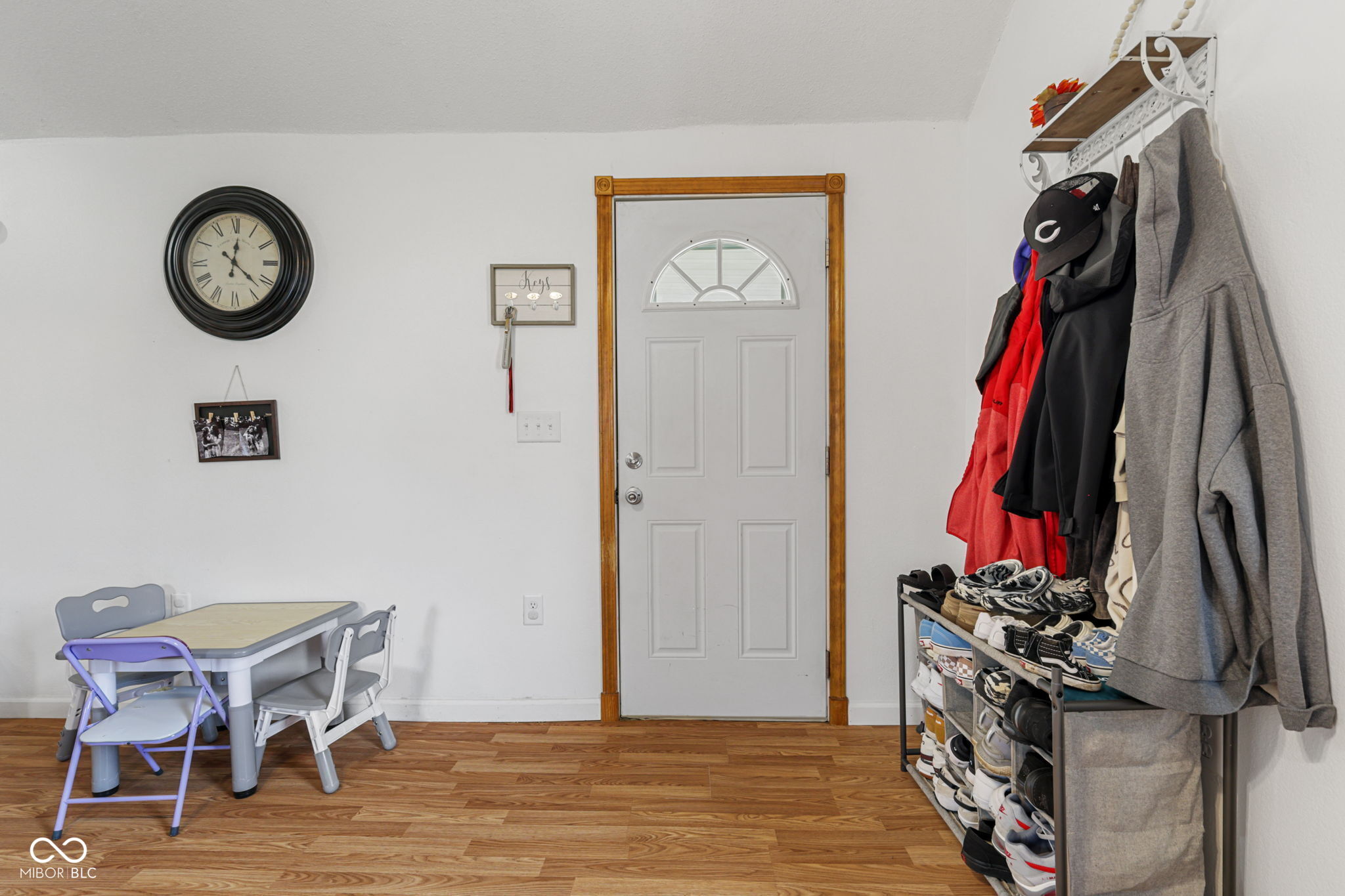 903 1/2 S Pleasant Street