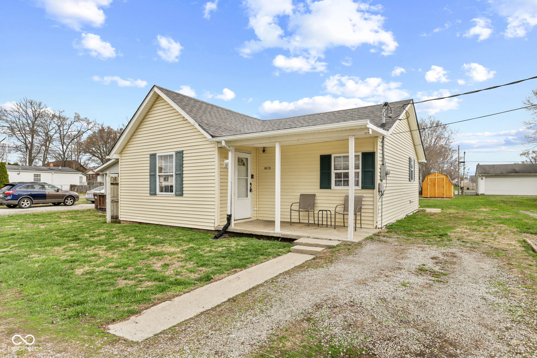 903 1/2 S Pleasant Street