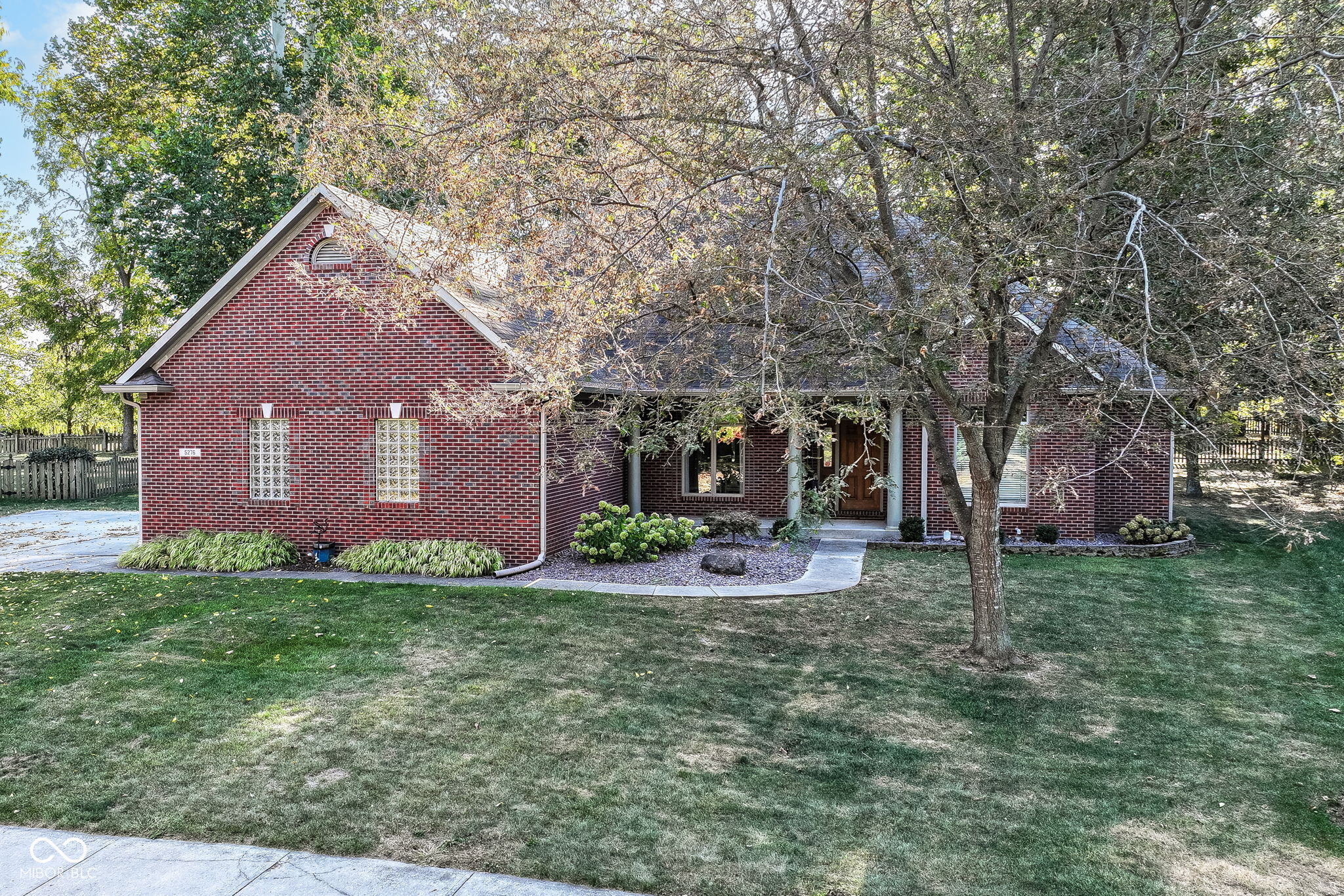 5276 Oakbrook Drive
