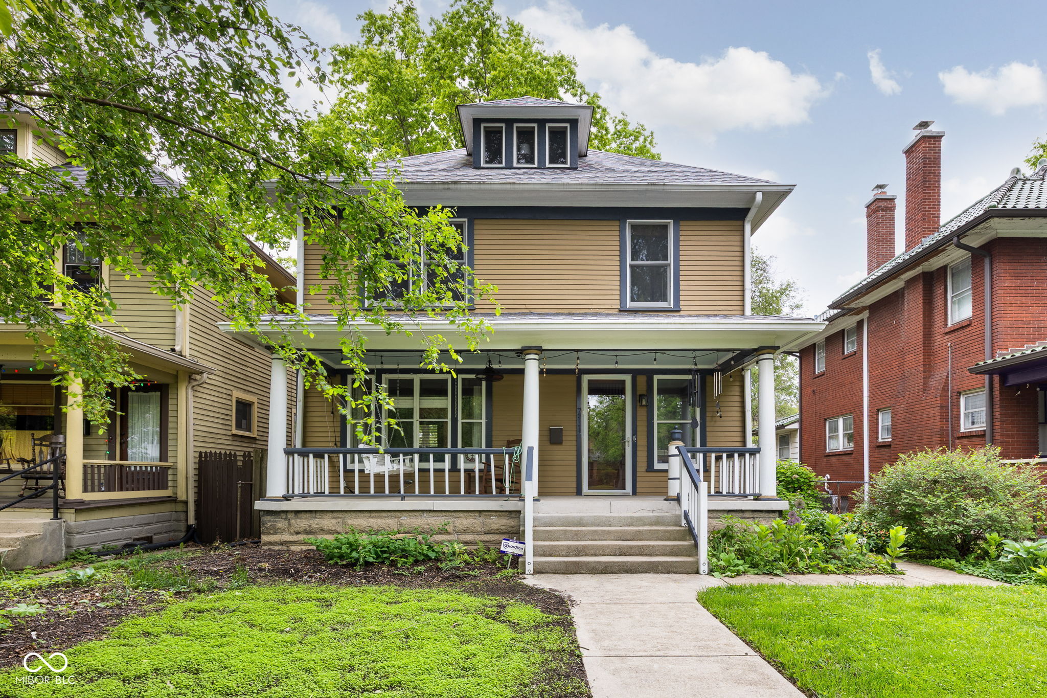 711 Woodruff Place East Drive