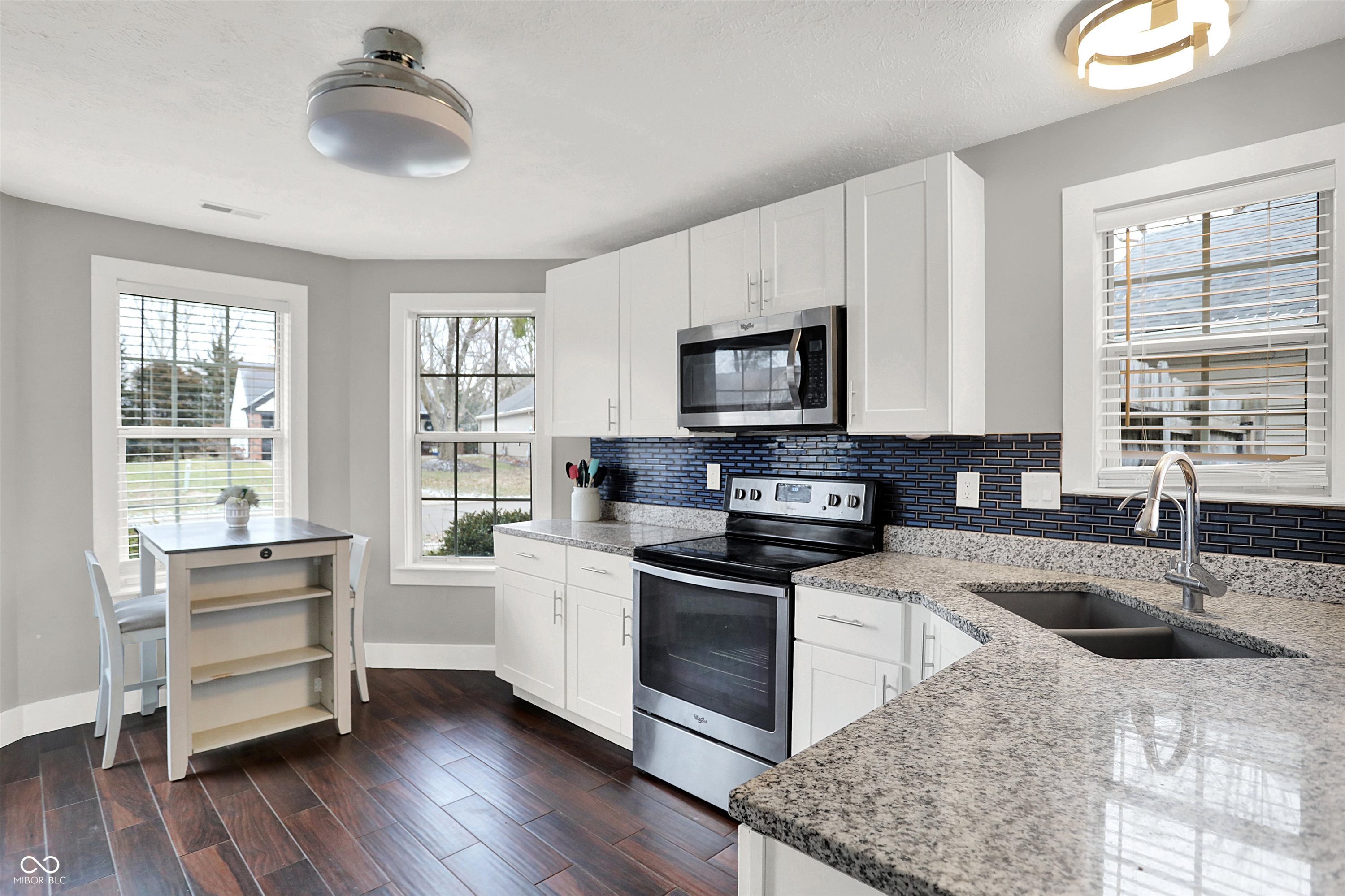 9841 River Oak Lane N