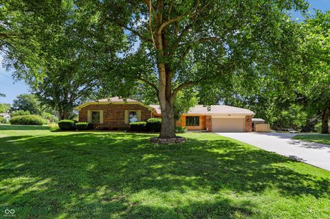 Photo of 2577 Horizon Boulevard, Greenwood, IN 46143 (MLS # 22109559)