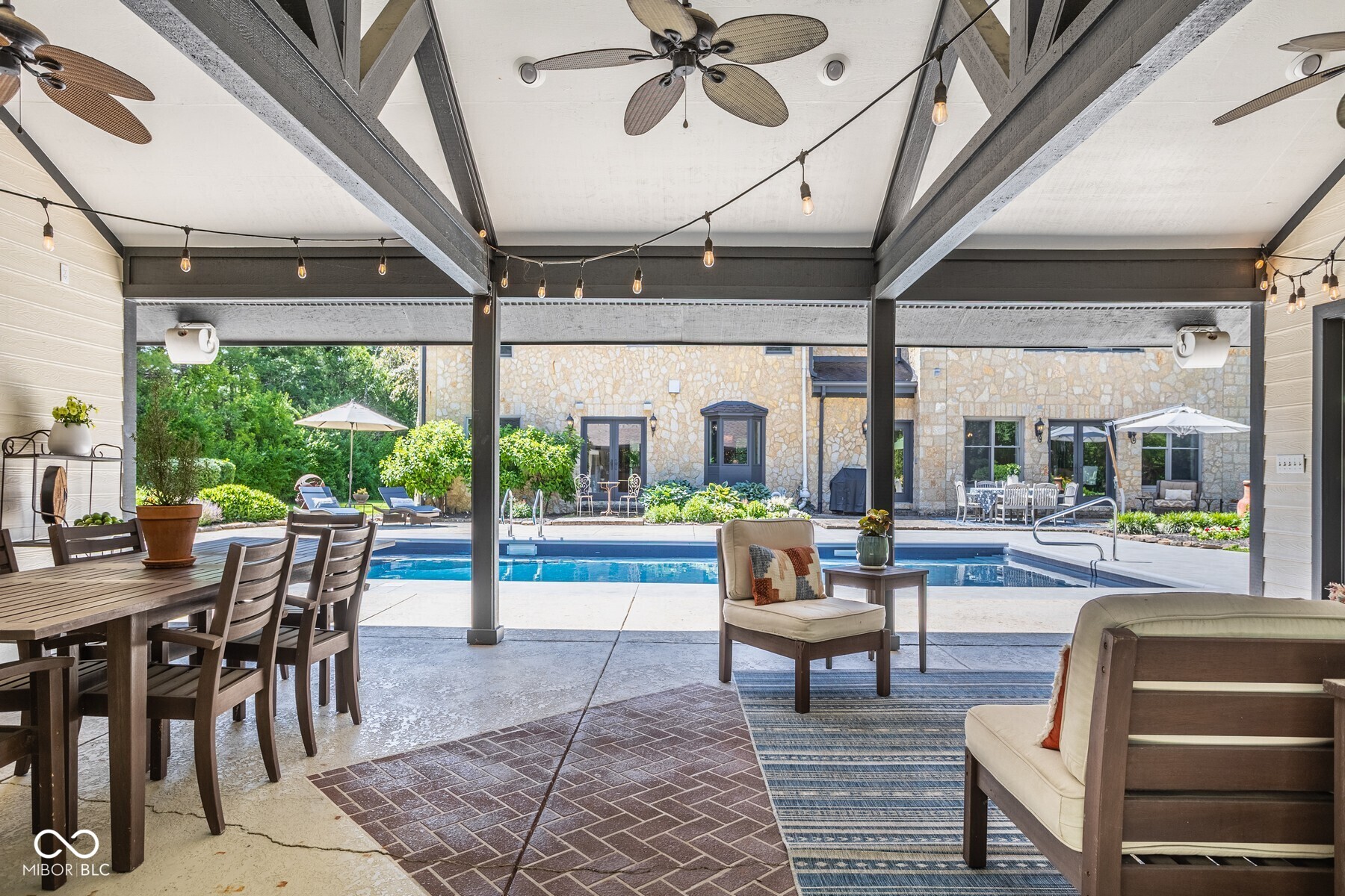 3300 W 106th Street