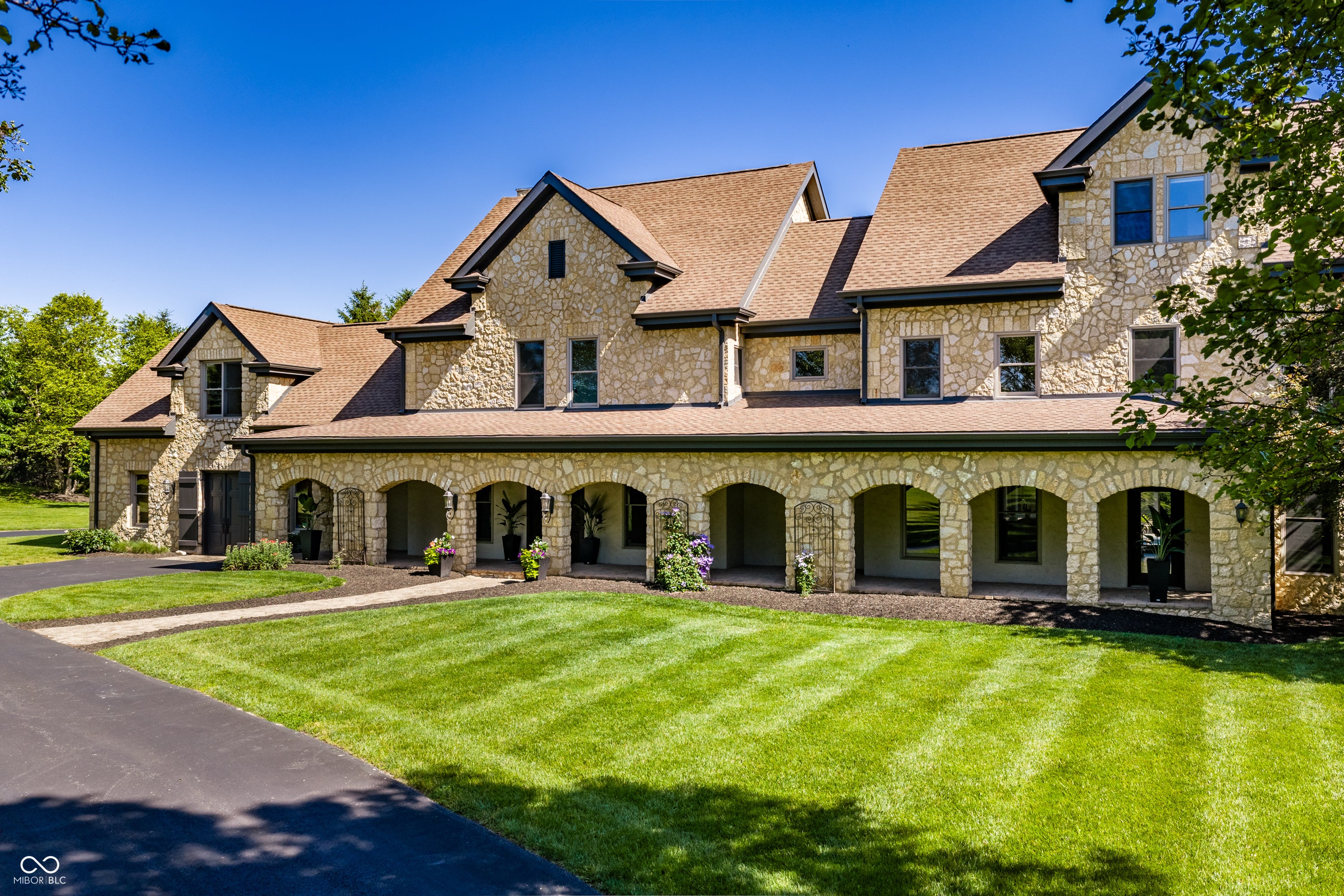 3300 W 106th Street