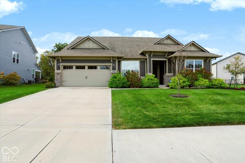 Photo of 11133 Valiant Court, Noblesville, IN 46060 (MLS # 22121354)