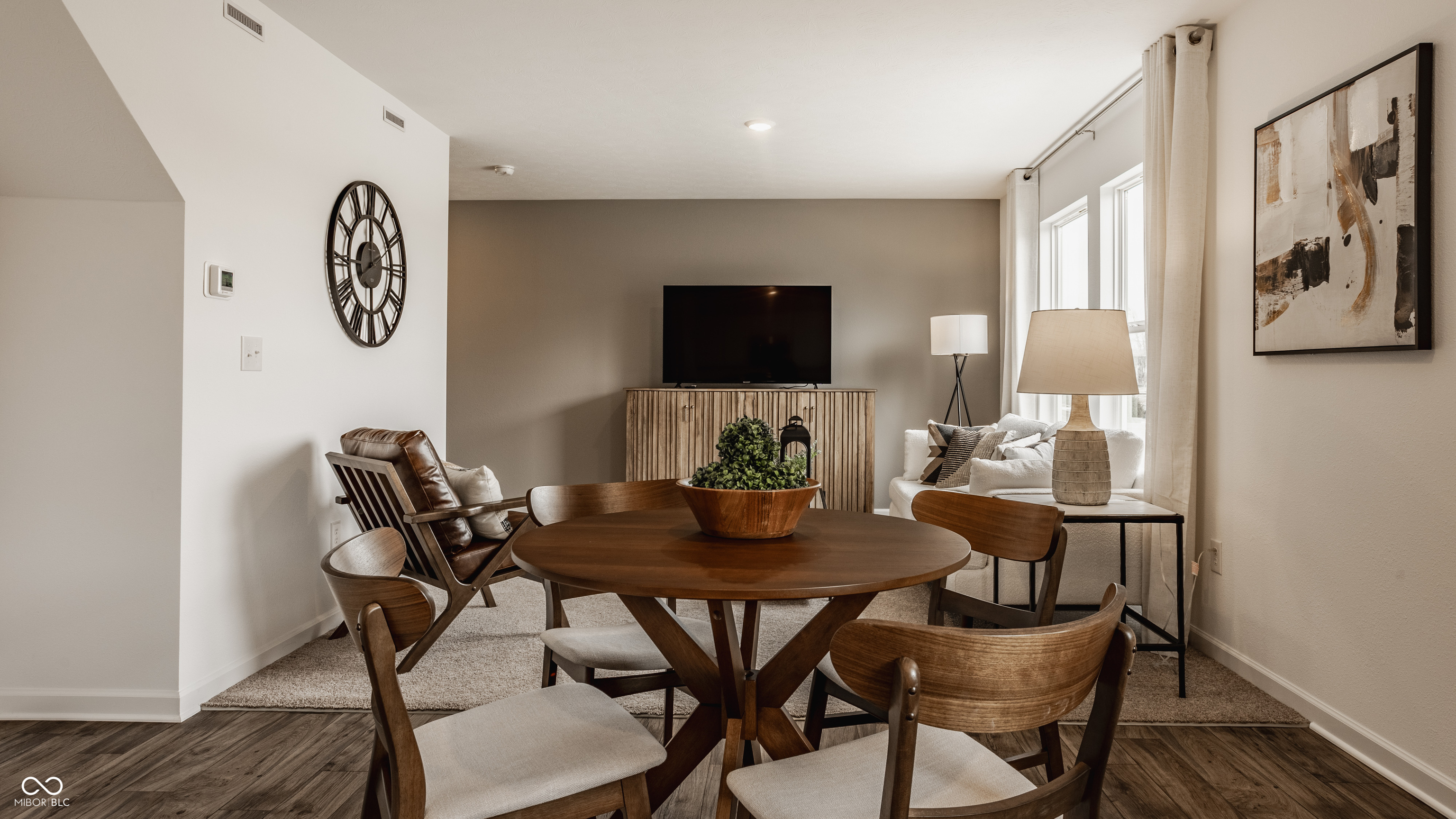 1669 E Marcile Drive