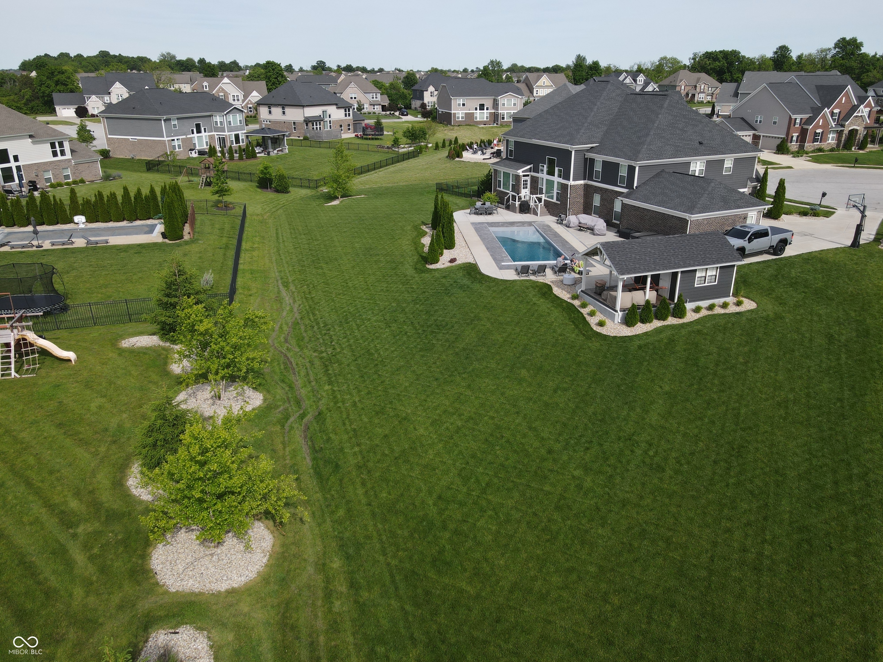 5732 Lake Bend Court