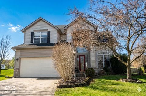 Photo of 12465 Adirondack Court, Fishers, IN 46037 (MLS # 22090841)