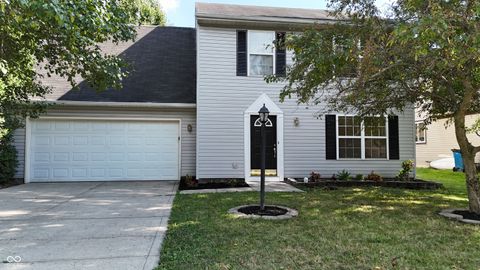 Photo of 8913 Glass Chimney Lane, Fishers, IN 46037 (MLS # 22111737)