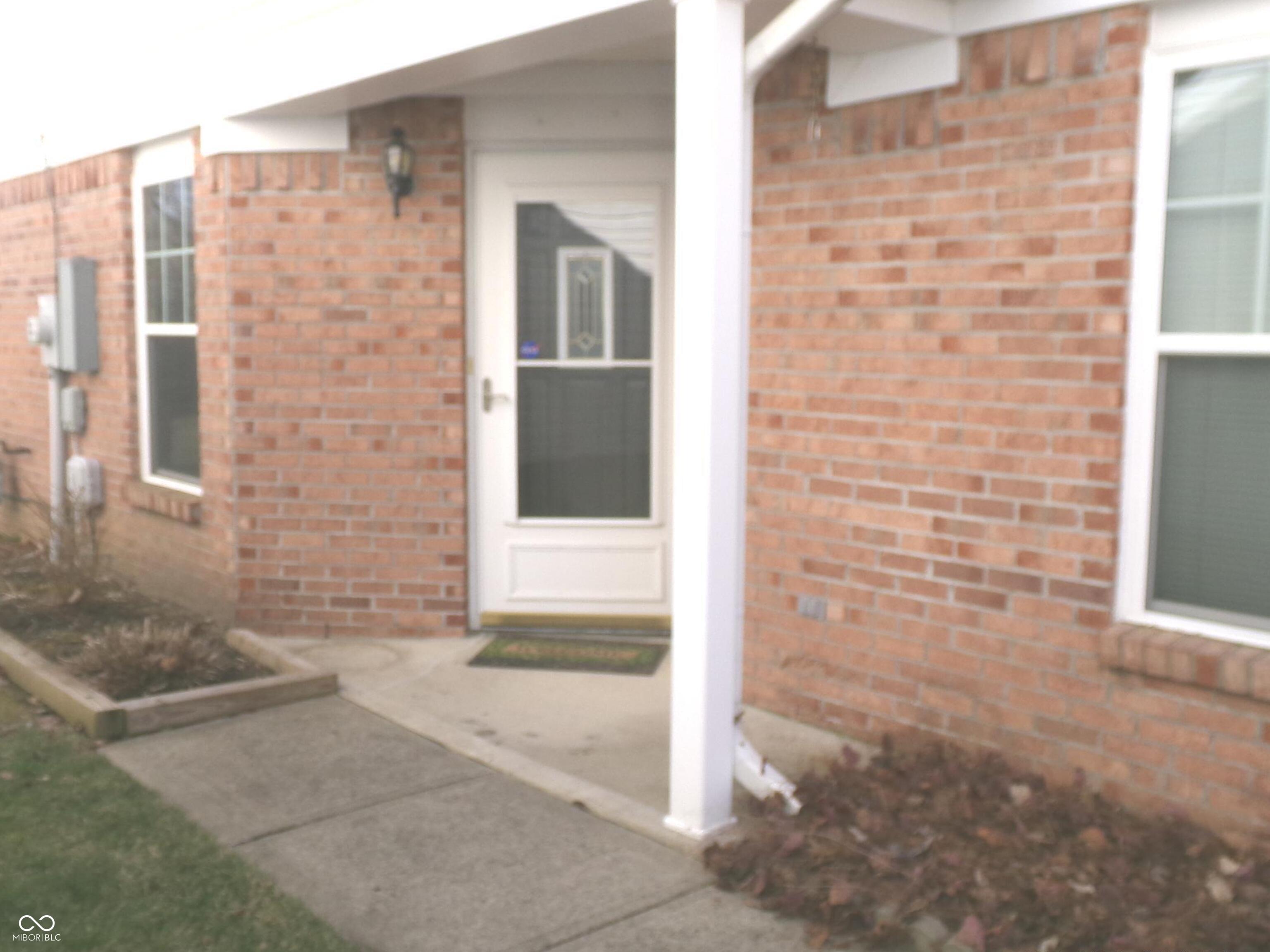 7451 Oak Knoll Drive