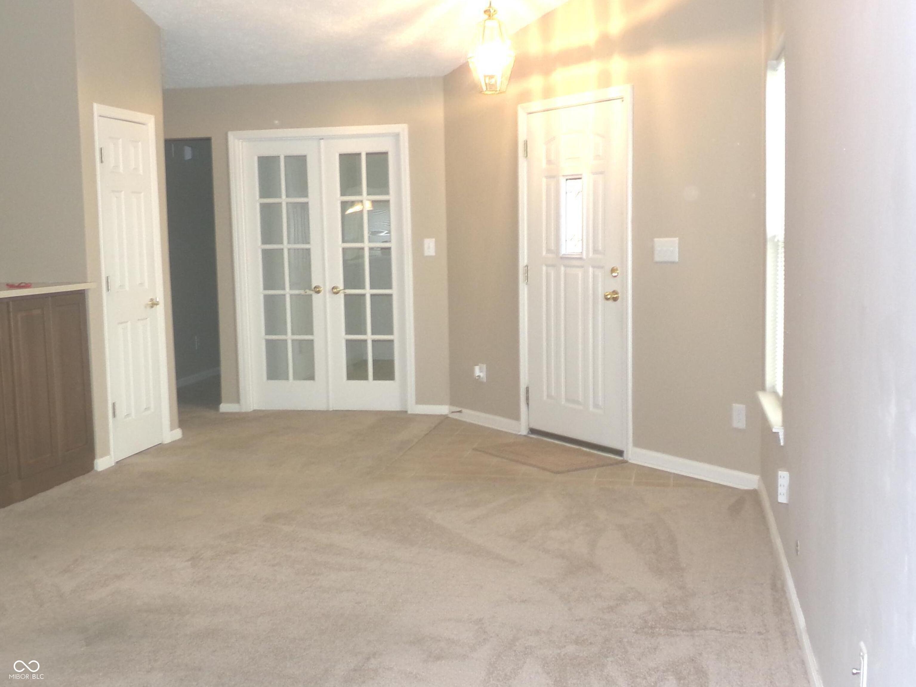 7451 Oak Knoll Drive