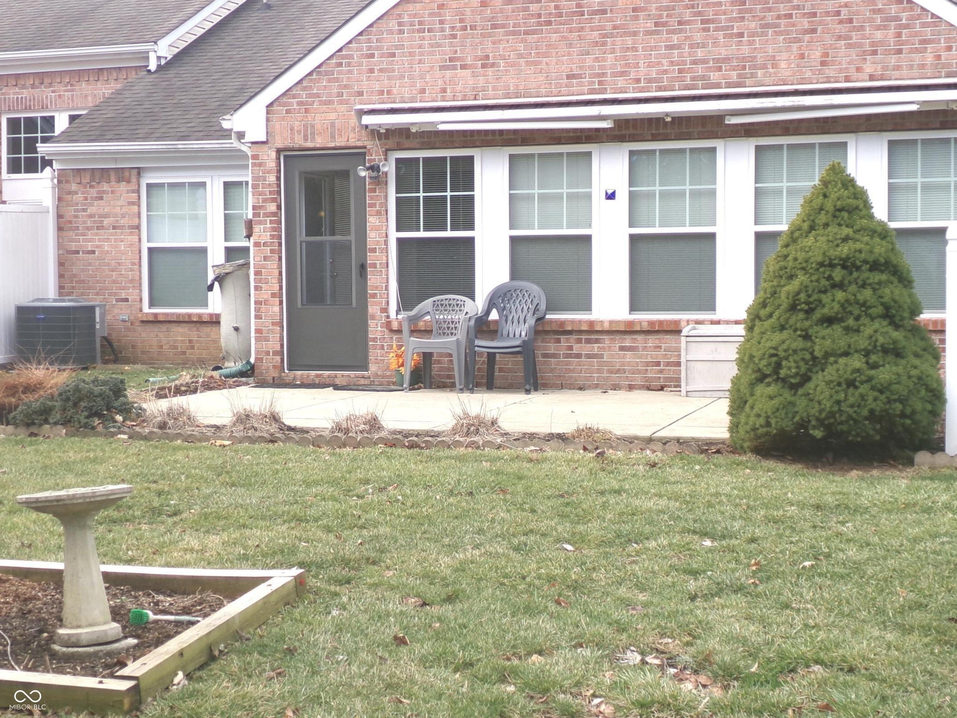 7451 Oak Knoll Drive