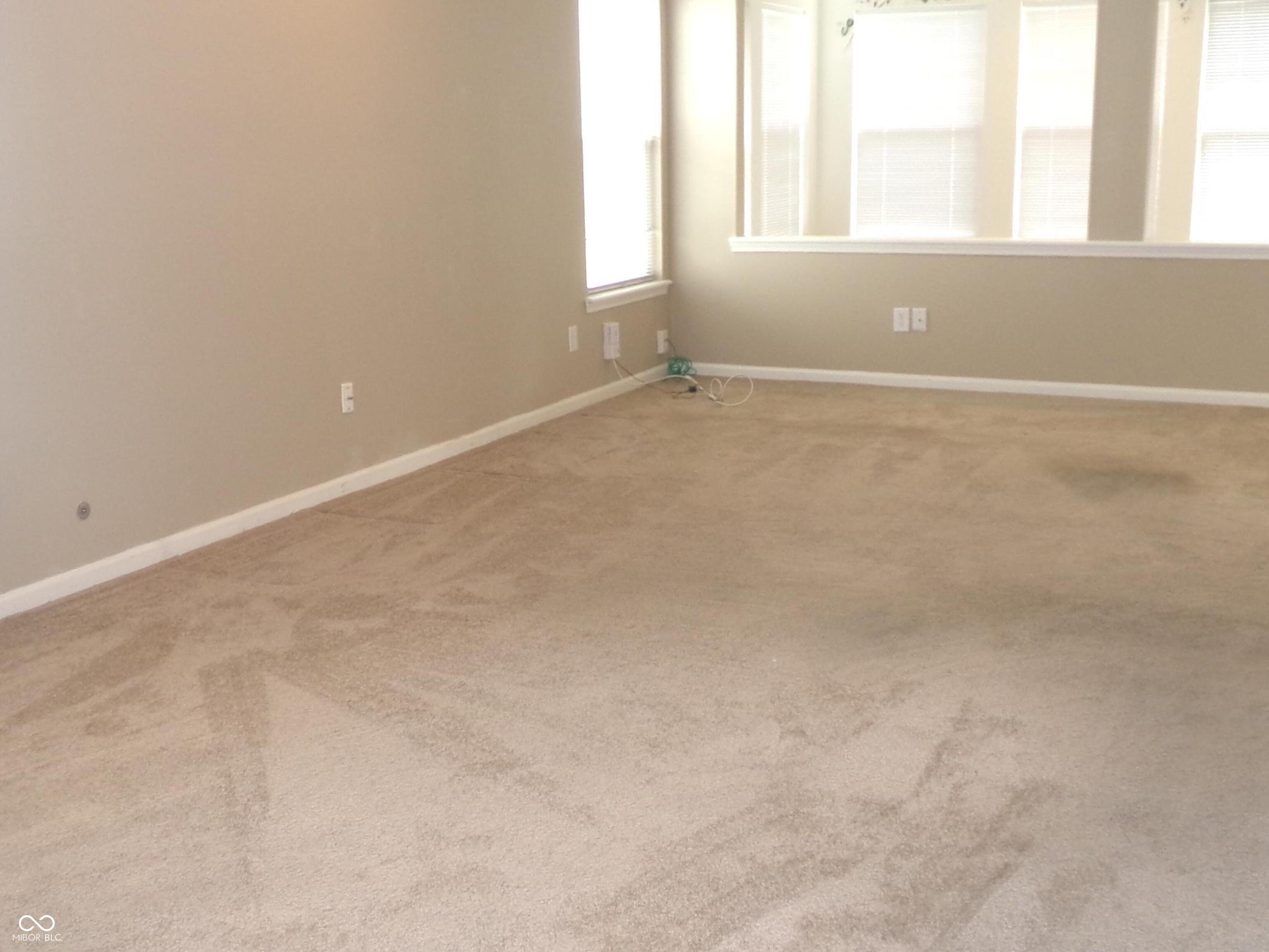 7451 Oak Knoll Drive