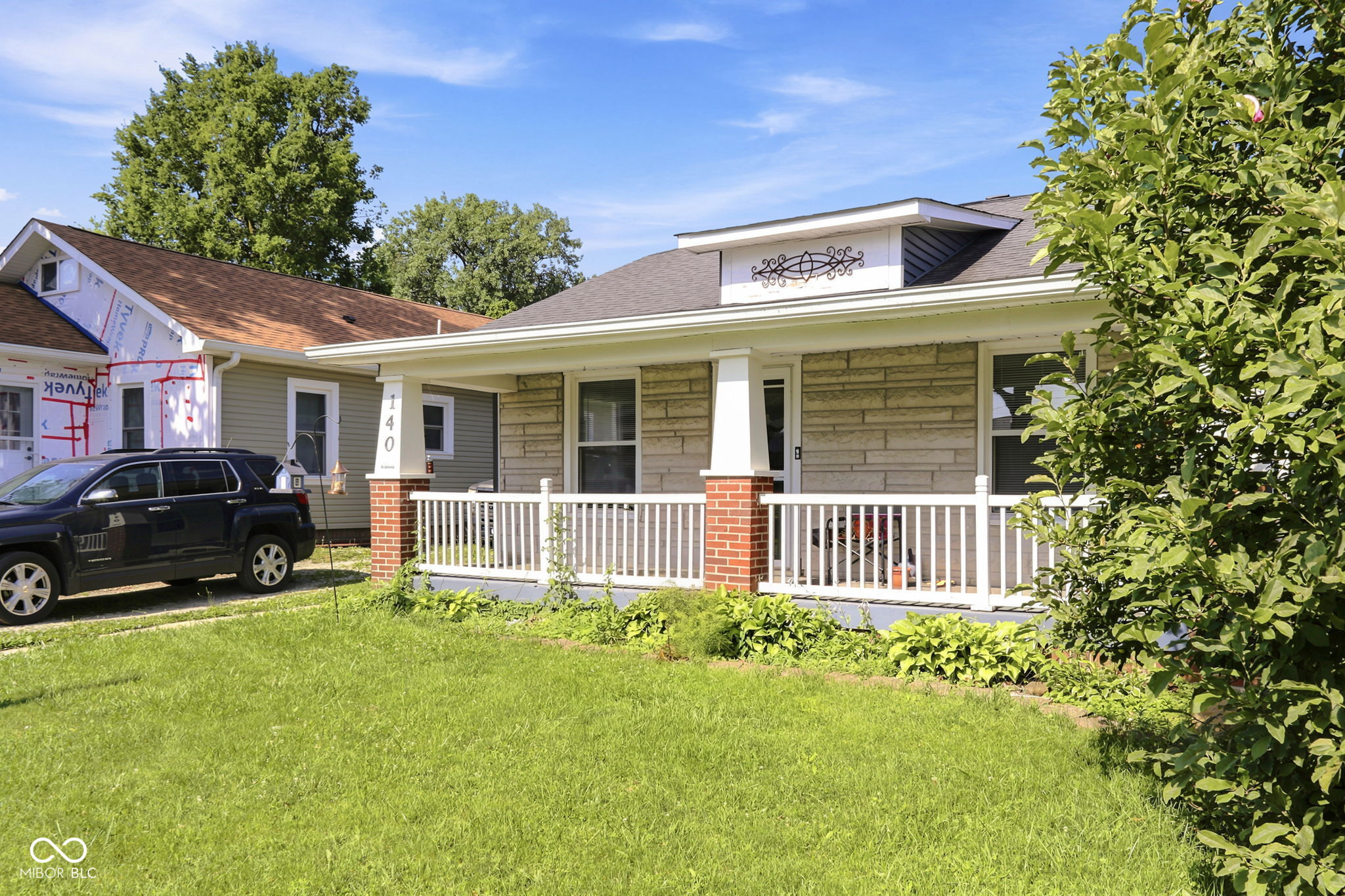 140 N 6th Avenue