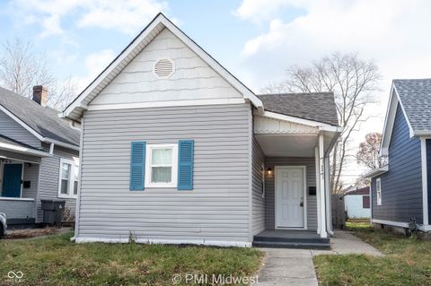Photo of 717 Ketcham Street, Indianapolis, IN 46222 (MLS # 22091626)