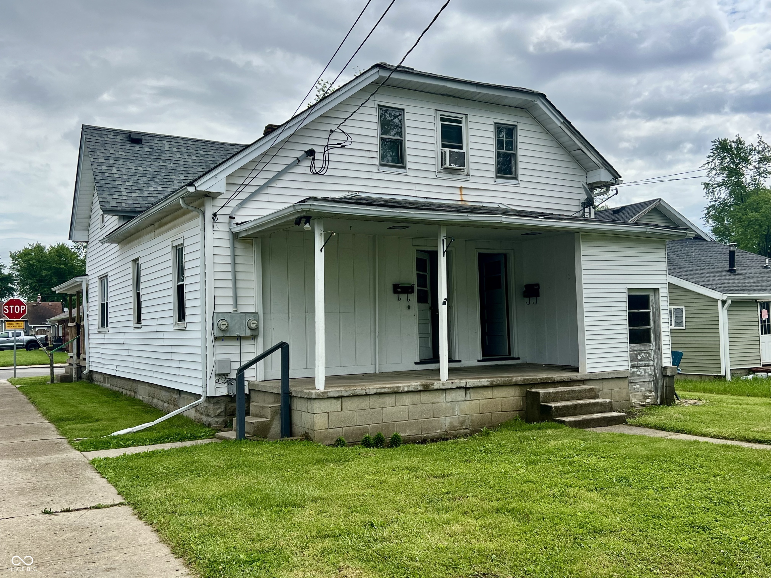 600 S Oak Street
