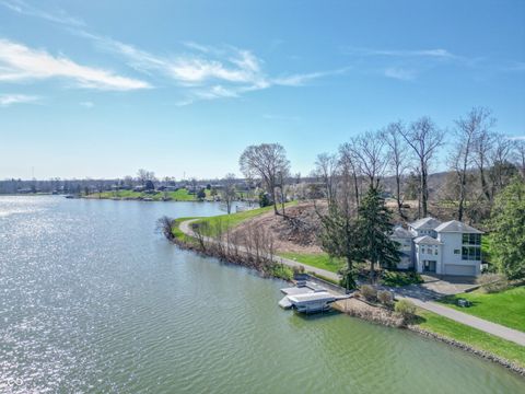 9622 W Shore Drive Columbus IN 47201