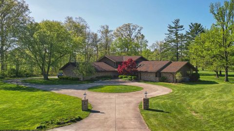 8494 W Mulligan Lane Columbus IN 47201