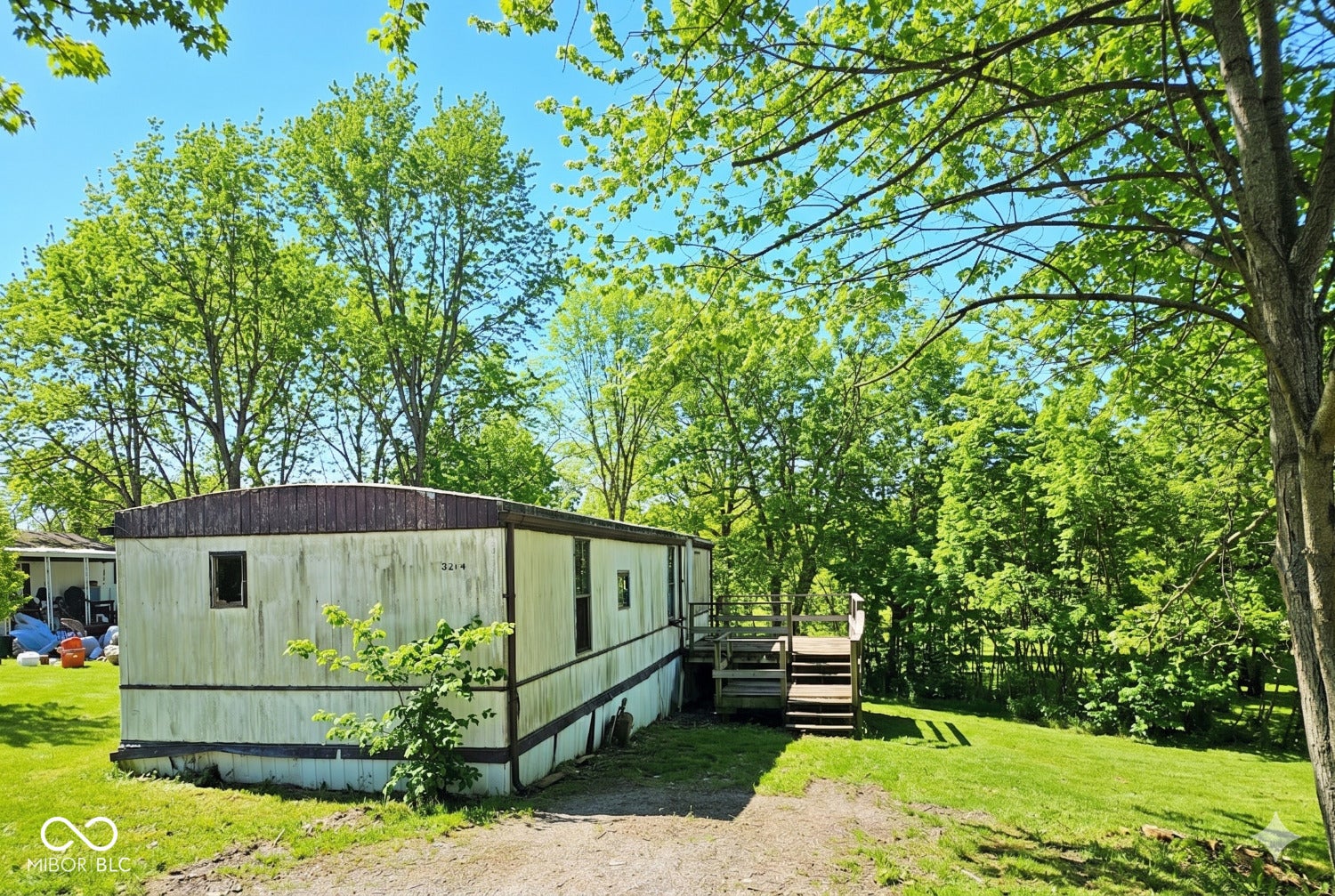 3294 Bradbery