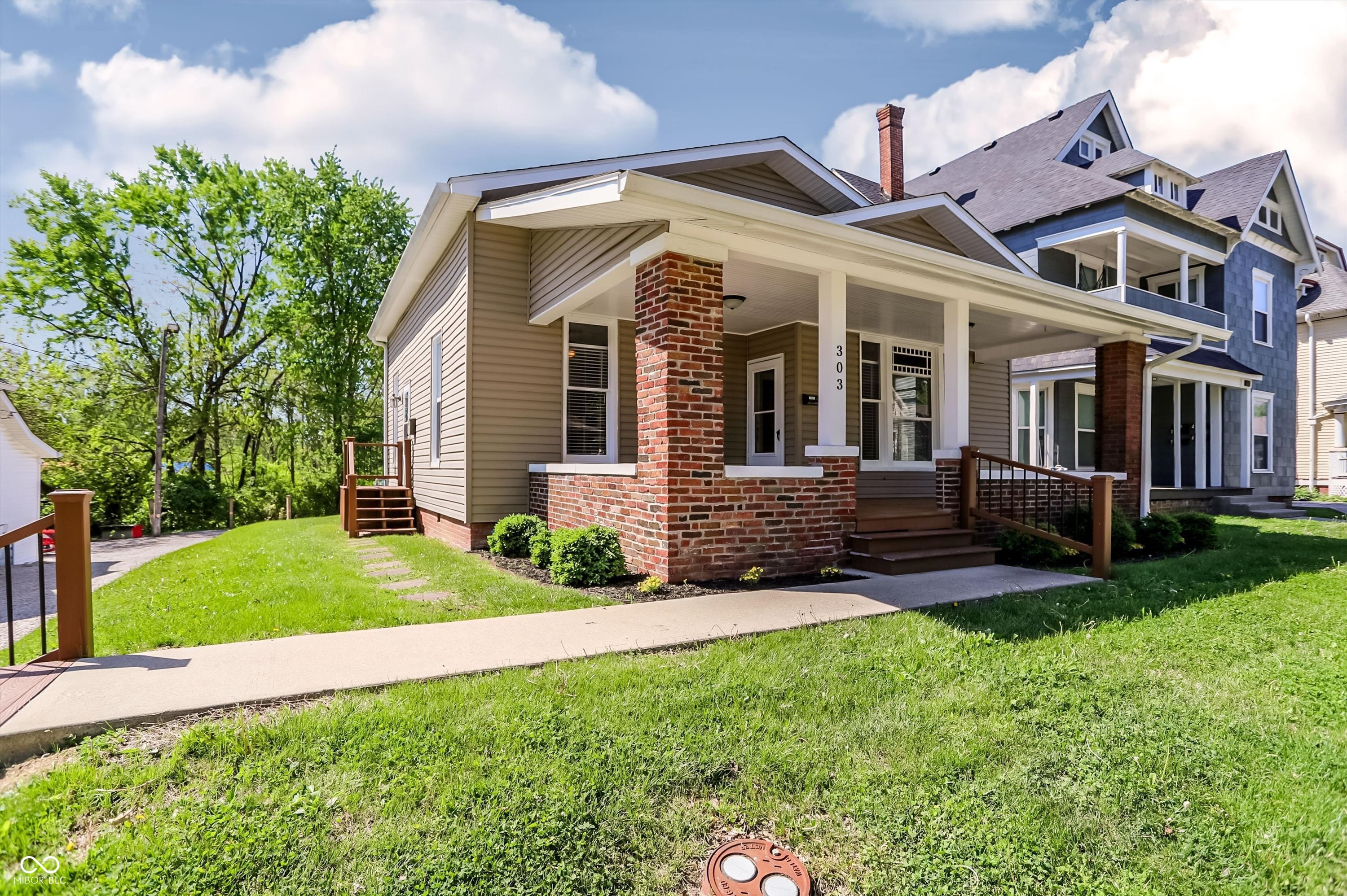 303 W Jefferson Street