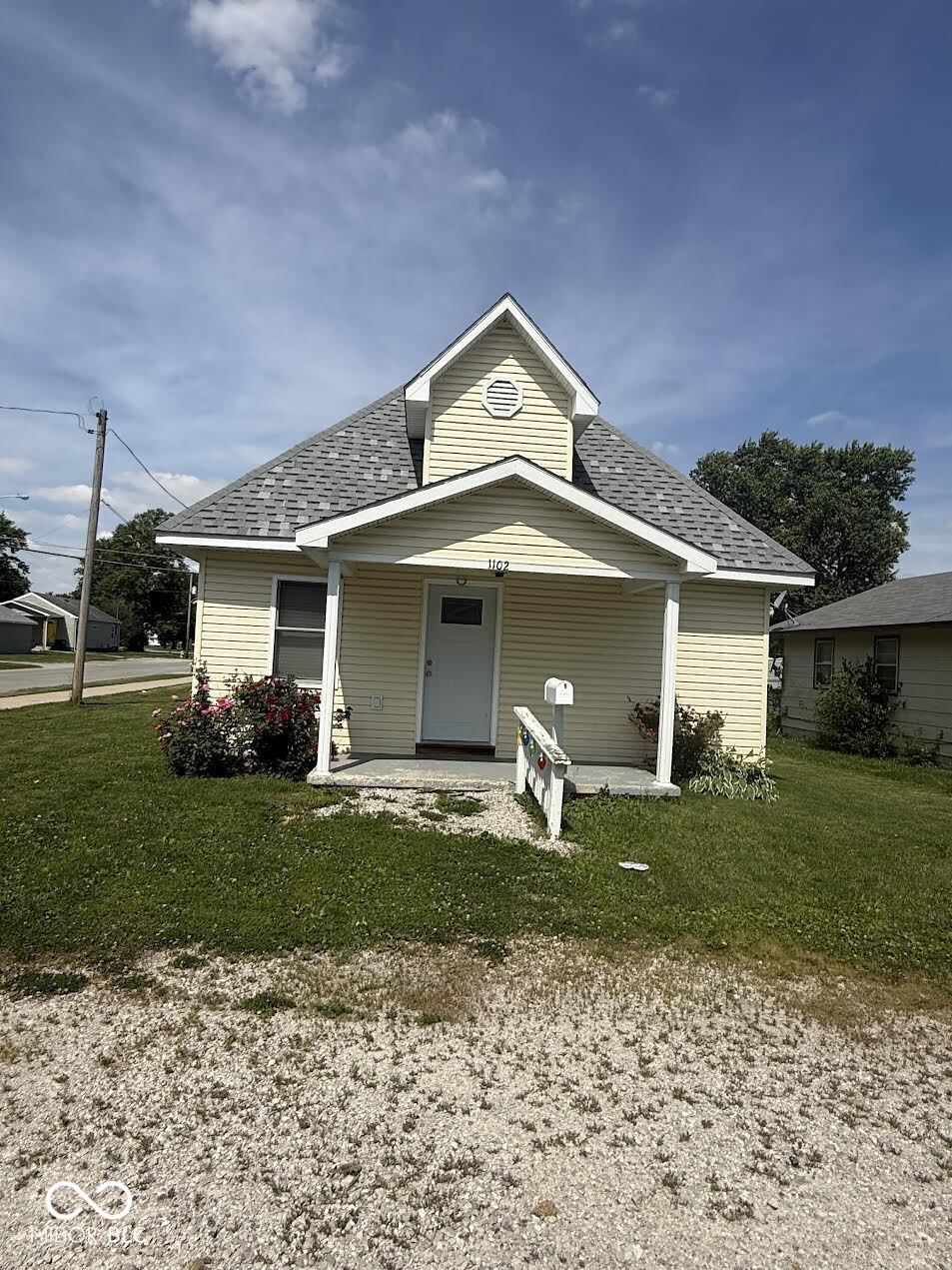 Photo 1 of 12 — 1102 Myrtle Avenue, Frankfort, IN 46041