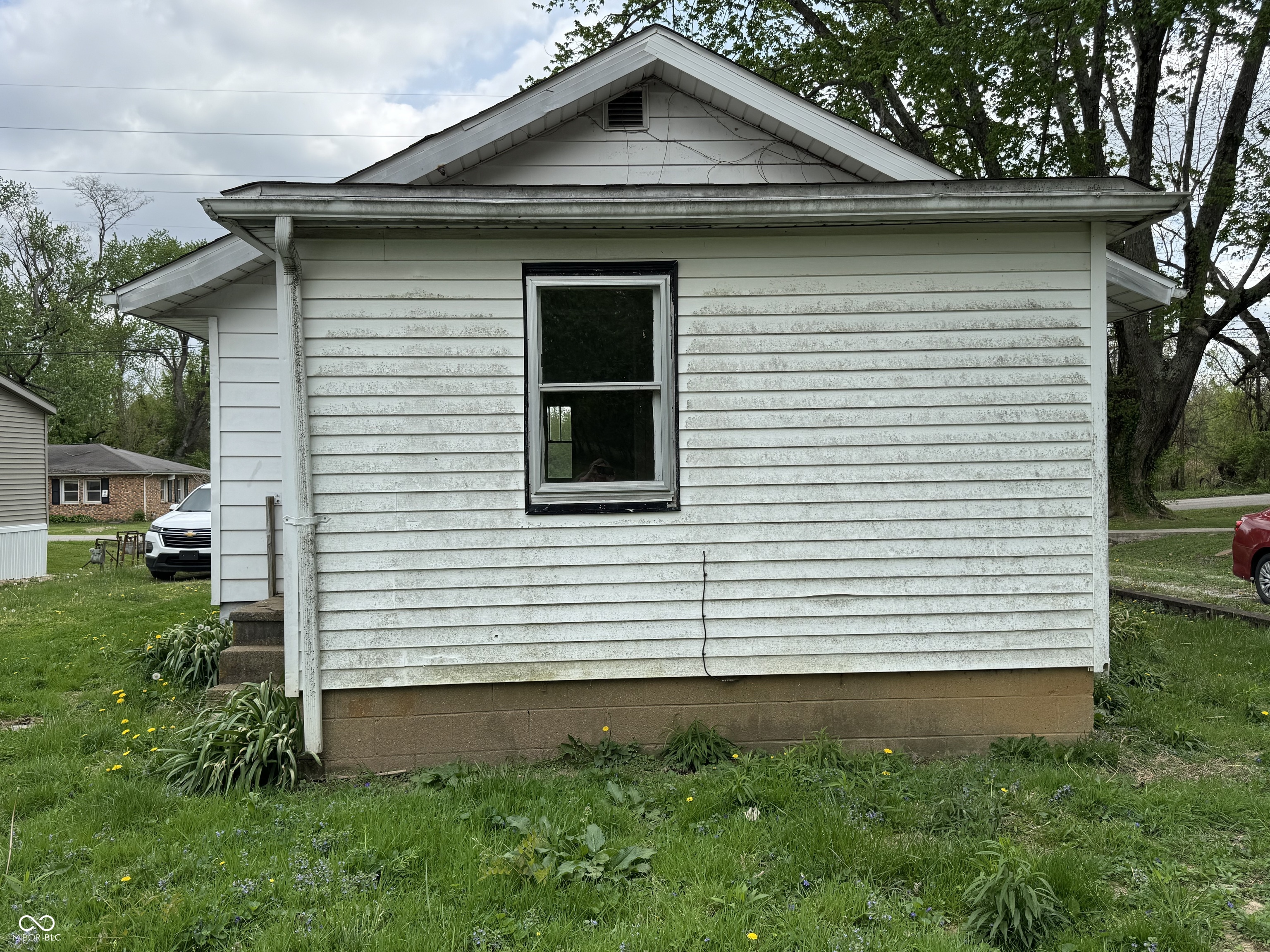 115 N Johnson Avenue
