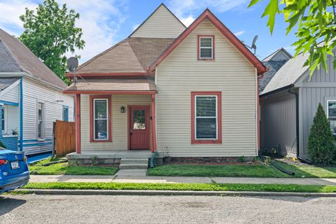 Photo of 1906 Charles Street, Indianapolis, IN 46225 (MLS # 22105137)