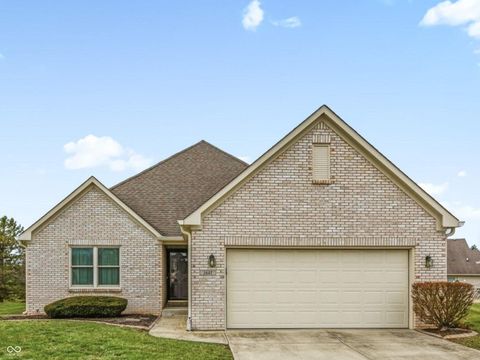 Photo of 1641 Grindstone Way, Greenfield, IN 46140 (MLS # 22078674)