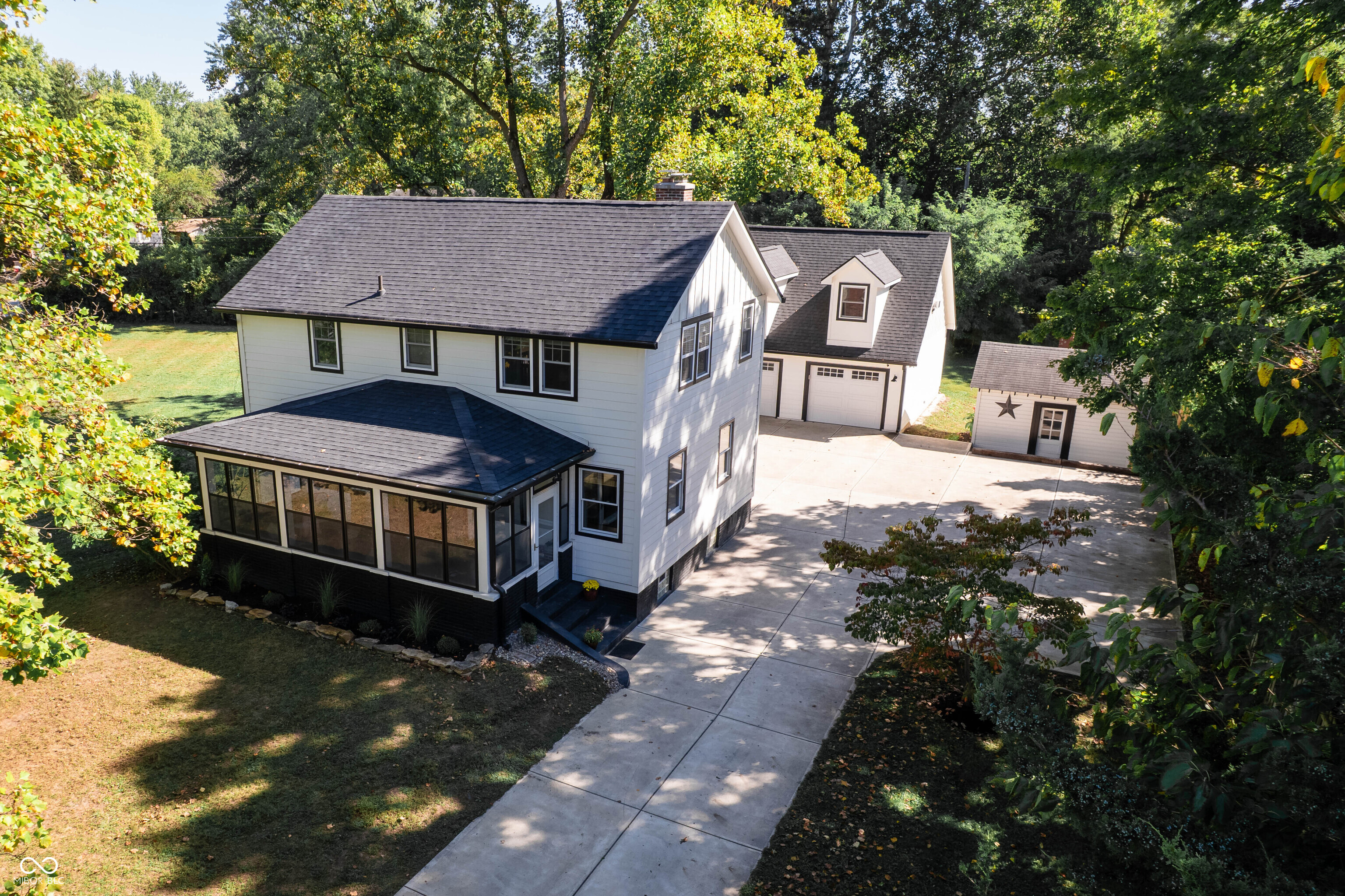 6415 N Michigan Road