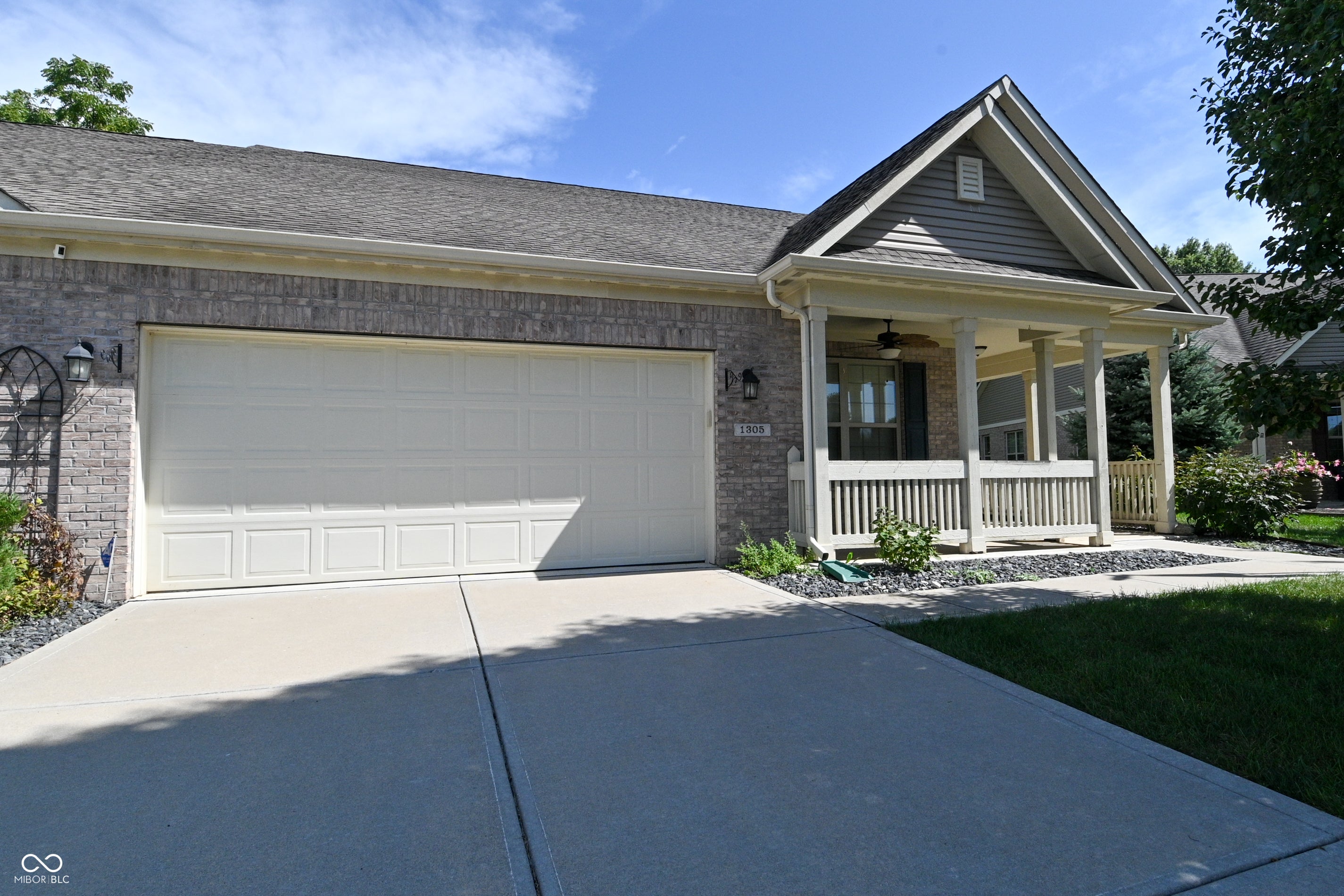 1305 Redstone Drive