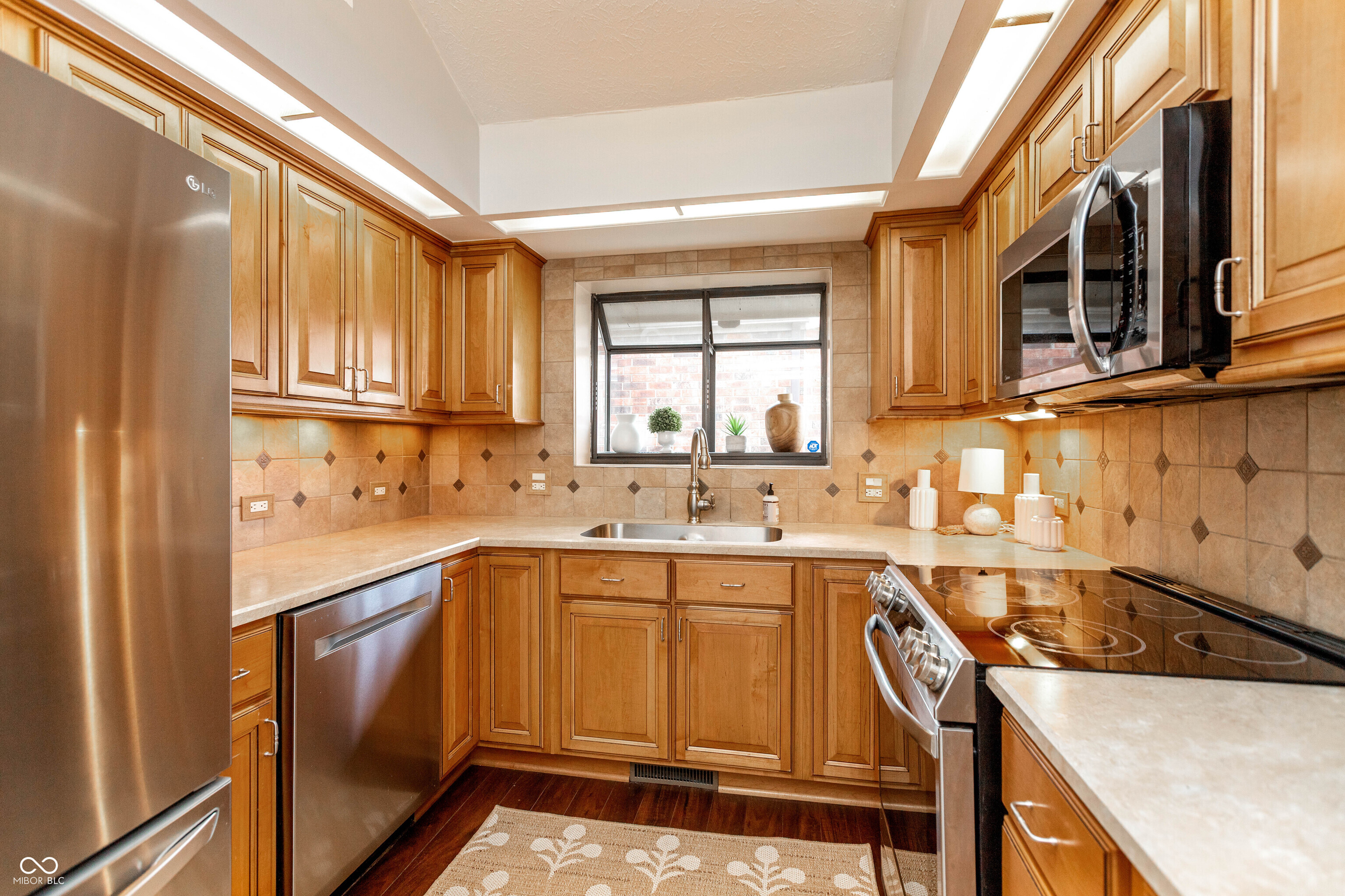 4228 Mockernut Court