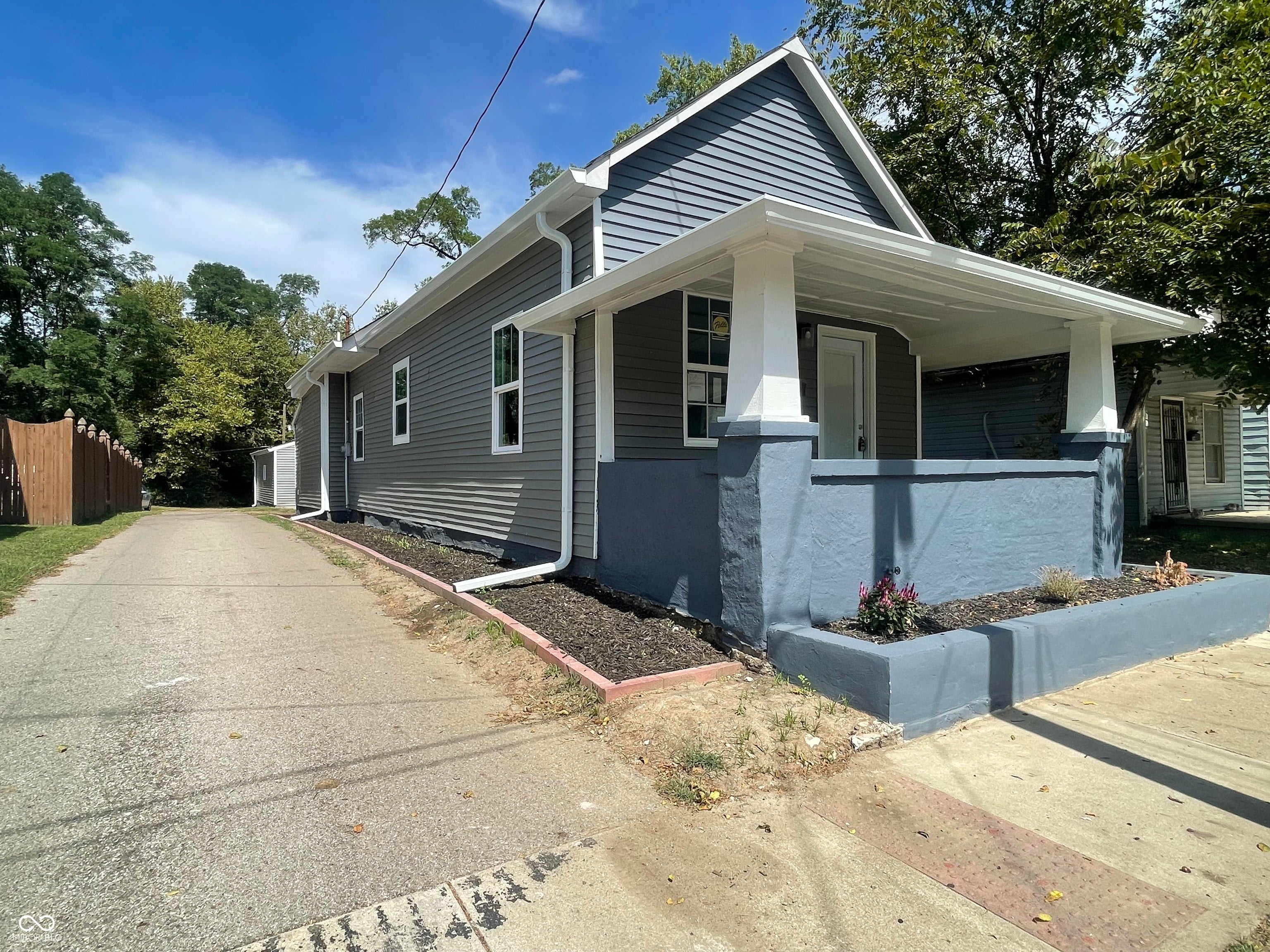 626 W Franklin Street