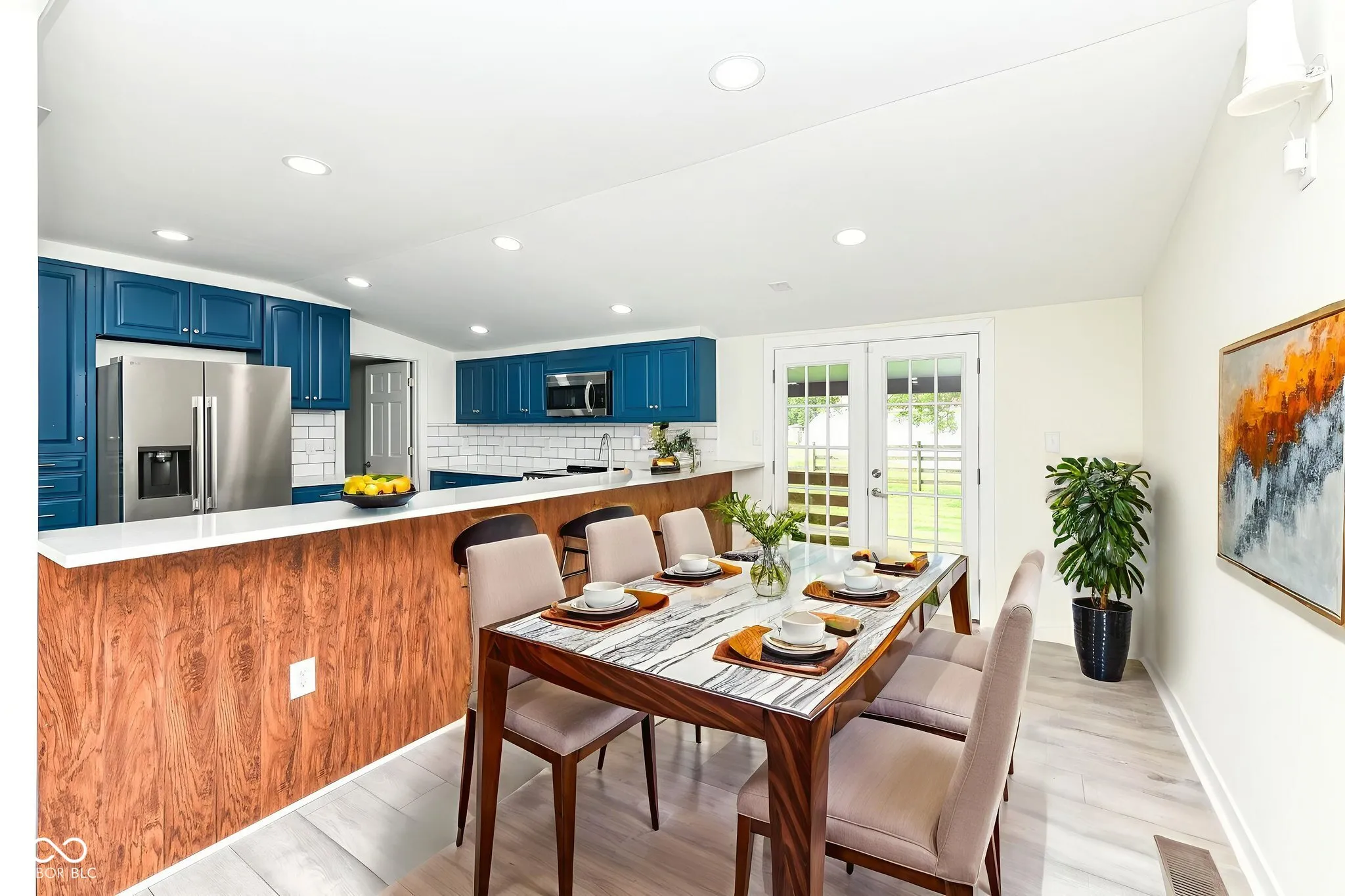 McCordsville, Indiana 46055, United States, 3 Bedrooms Bedrooms, ,4 BathroomsBathrooms,Residential,Pending,182382