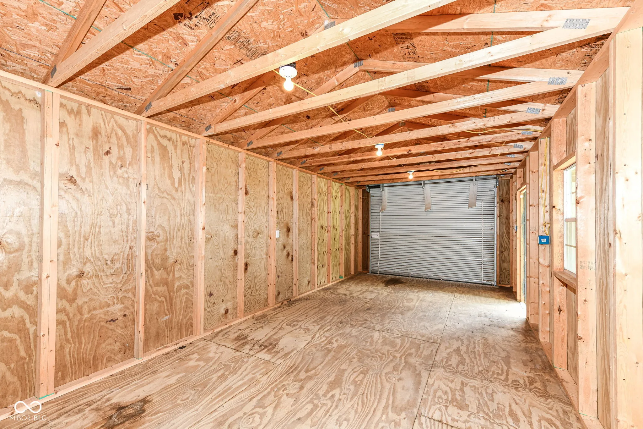 McCordsville, Indiana 46055, United States, 3 Bedrooms Bedrooms, ,4 BathroomsBathrooms,Residential,Pending,182382