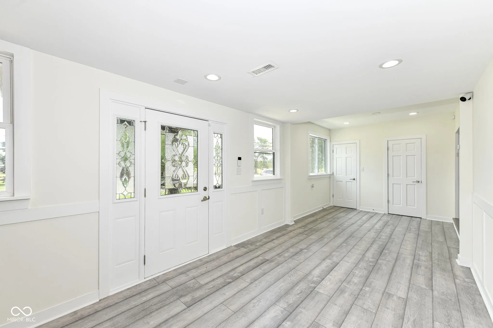 McCordsville, Indiana 46055, United States, 3 Bedrooms Bedrooms, ,4 BathroomsBathrooms,Residential,Pending,182382