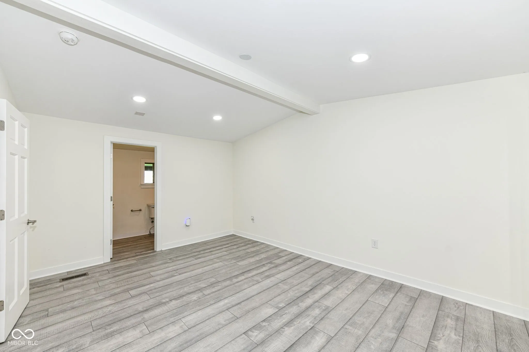 McCordsville, Indiana 46055, United States, 3 Bedrooms Bedrooms, ,4 BathroomsBathrooms,Residential,Pending,182382