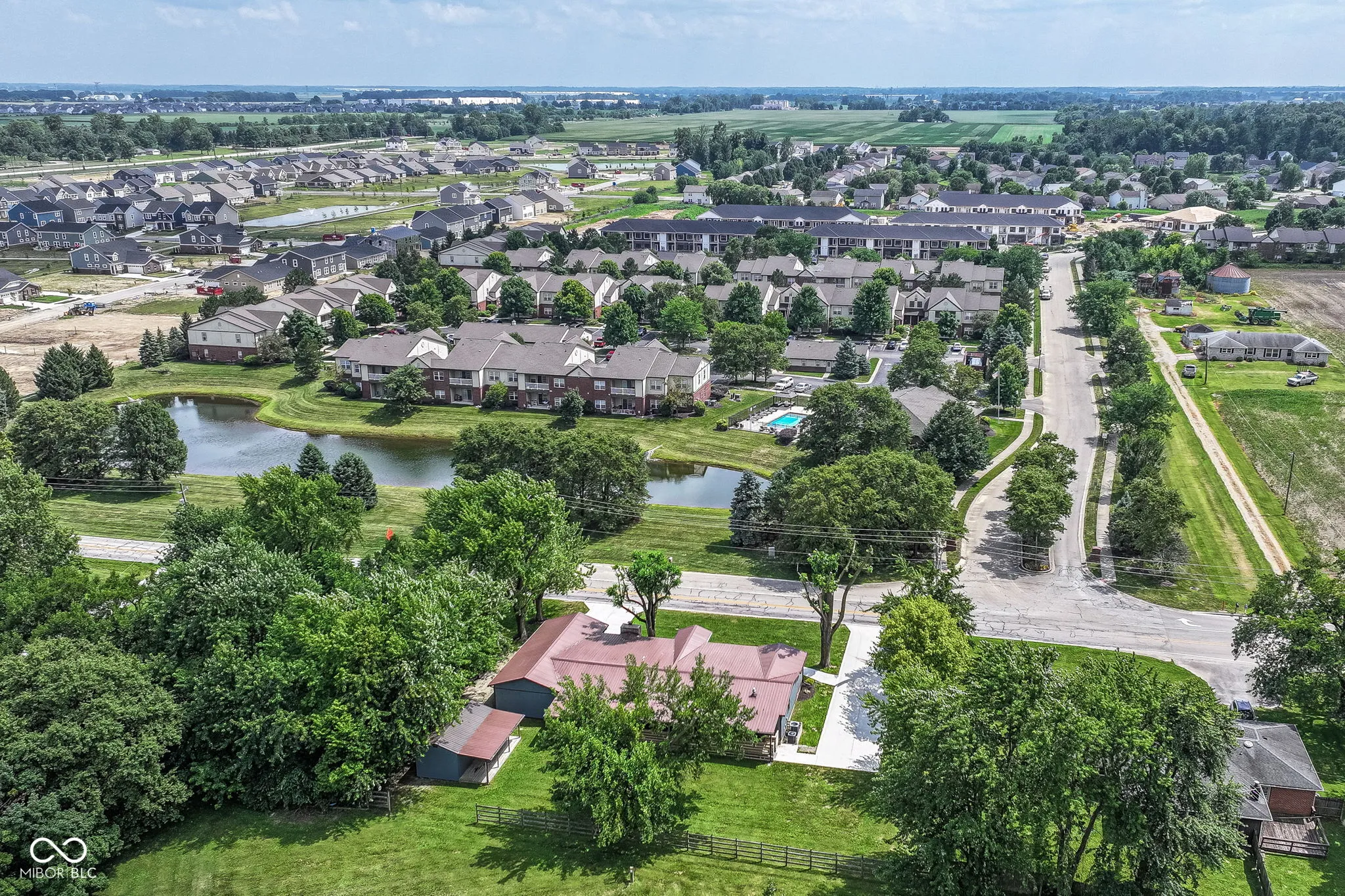 McCordsville, Indiana 46055, United States, 3 Bedrooms Bedrooms, ,4 BathroomsBathrooms,Residential,Pending,182382