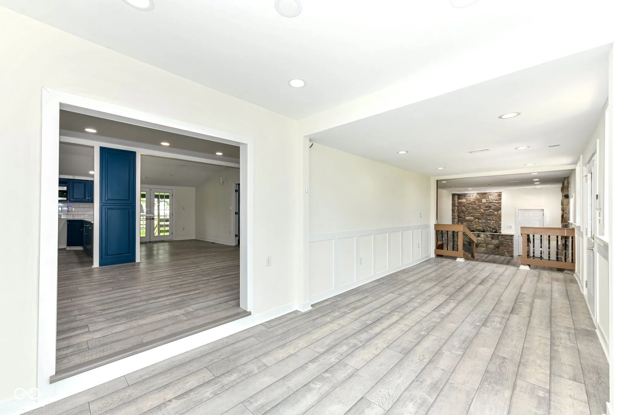 McCordsville, Indiana 46055, United States, 3 Bedrooms Bedrooms, ,4 BathroomsBathrooms,Residential,Pending,182382