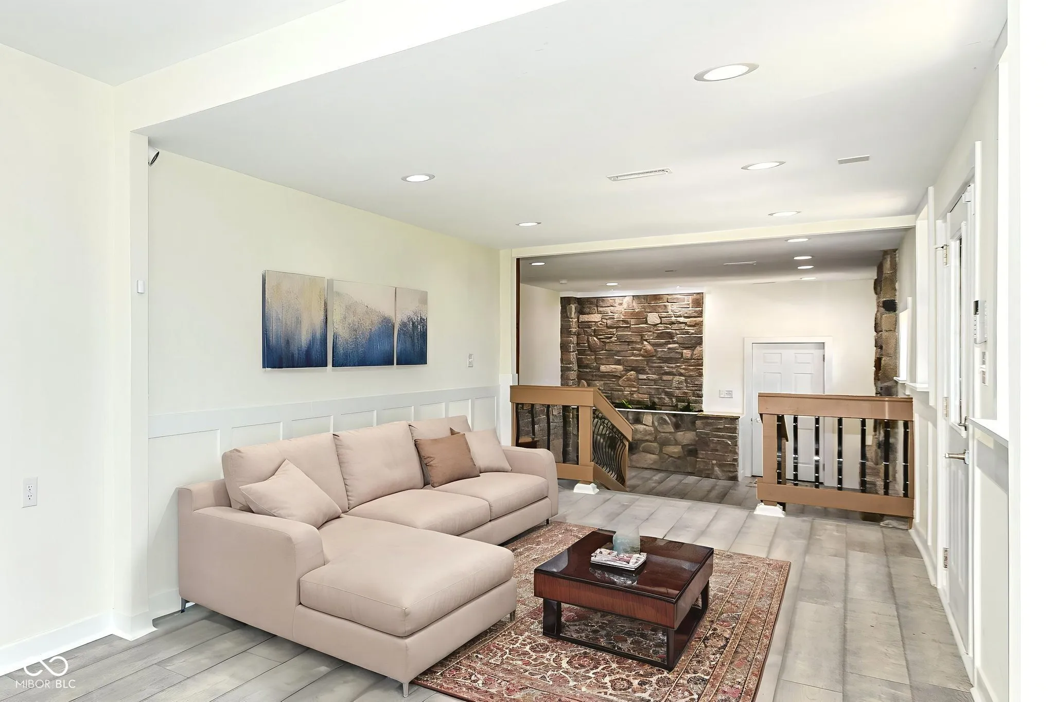 McCordsville, Indiana 46055, United States, 3 Bedrooms Bedrooms, ,4 BathroomsBathrooms,Residential,Pending,182382