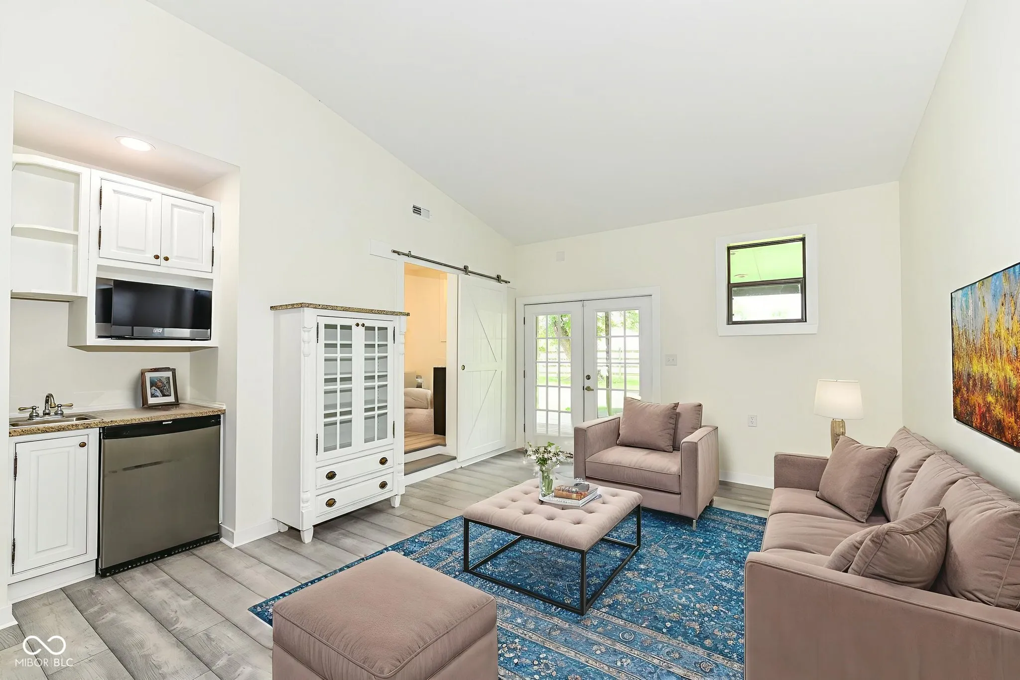 McCordsville, Indiana 46055, United States, 3 Bedrooms Bedrooms, ,4 BathroomsBathrooms,Residential,Pending,182382