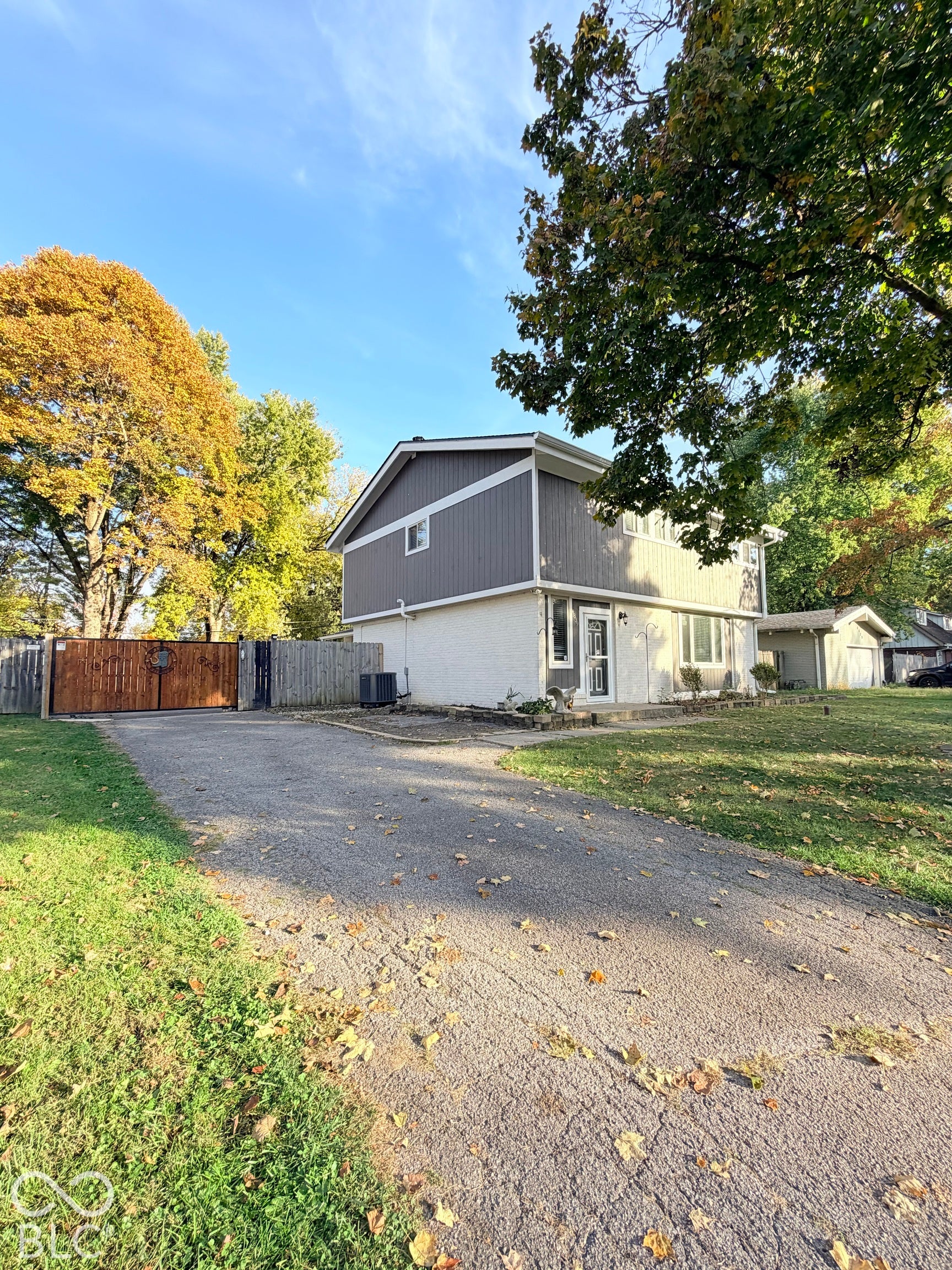 4839 Alameda Road