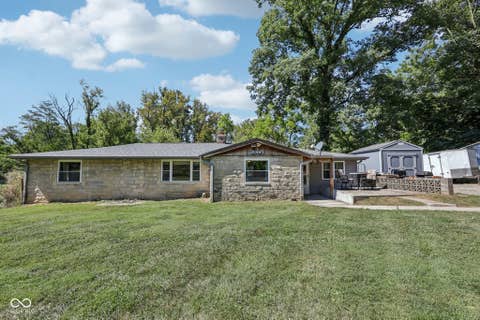 Photo of 2060 Lick Creek Drive, Indianapolis, IN 46203 (MLS # 22107479)