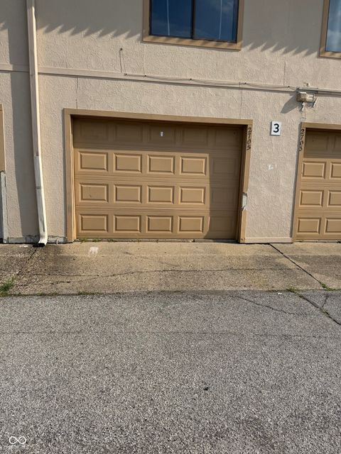 Photo of 2705 Del Prado Drive, Indianapolis, IN 46227 (MLS # 22112396)