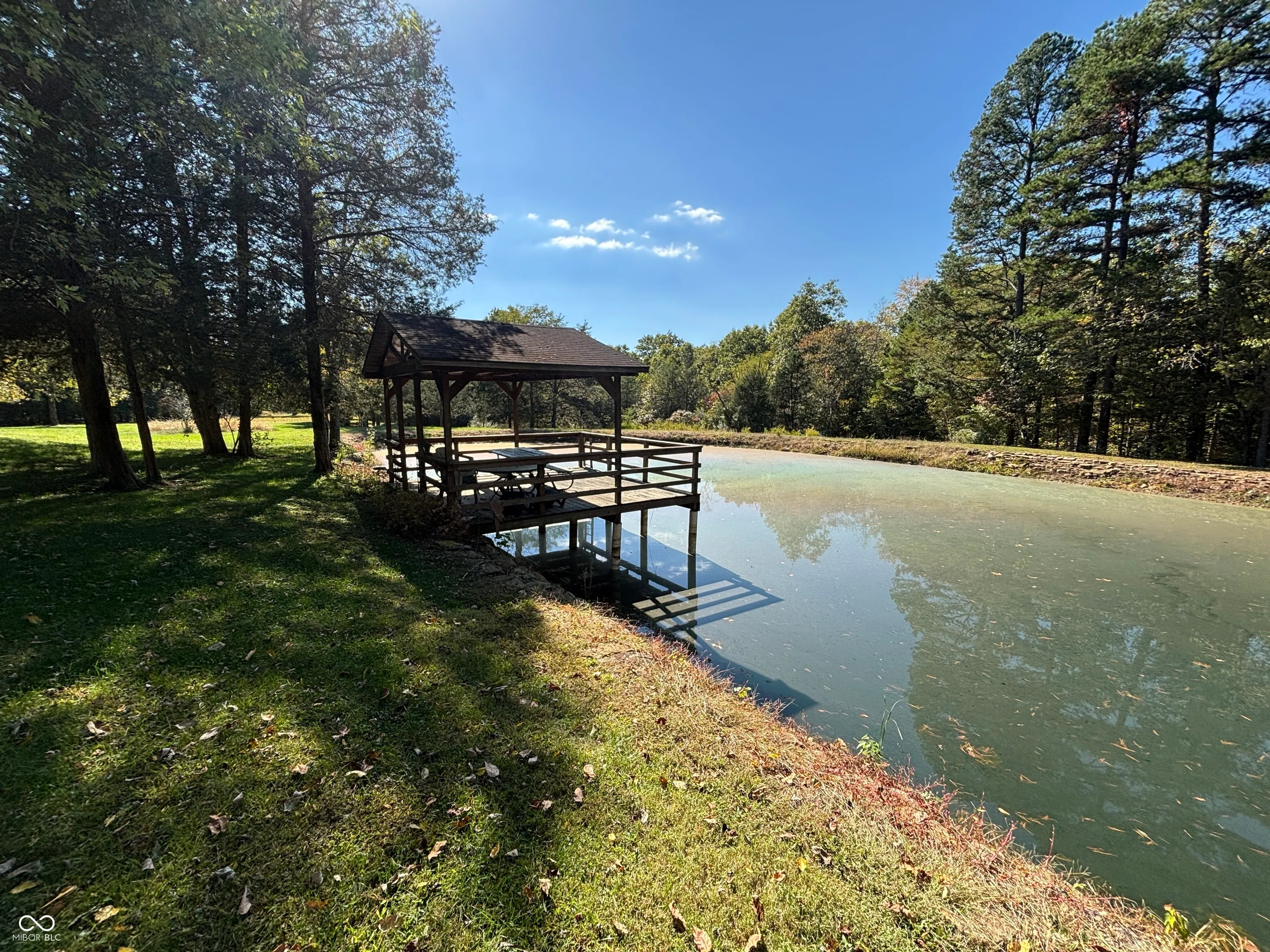 Nashville, Indiana 47448, United States, 5 Bedrooms Bedrooms, ,3 BathroomsBathrooms,Residential,Pending,237148