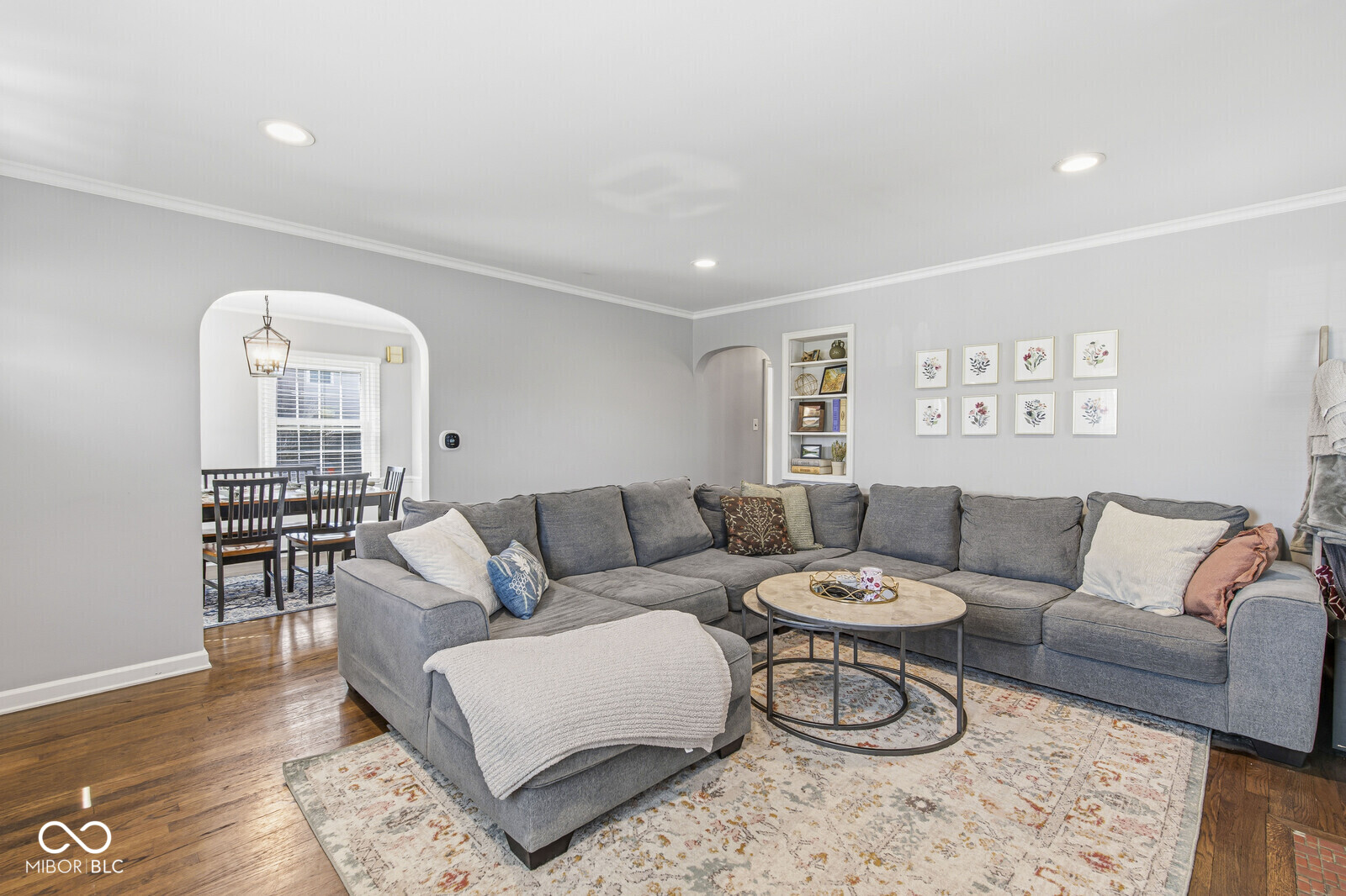 1902 Kessler Boulevard East Drive