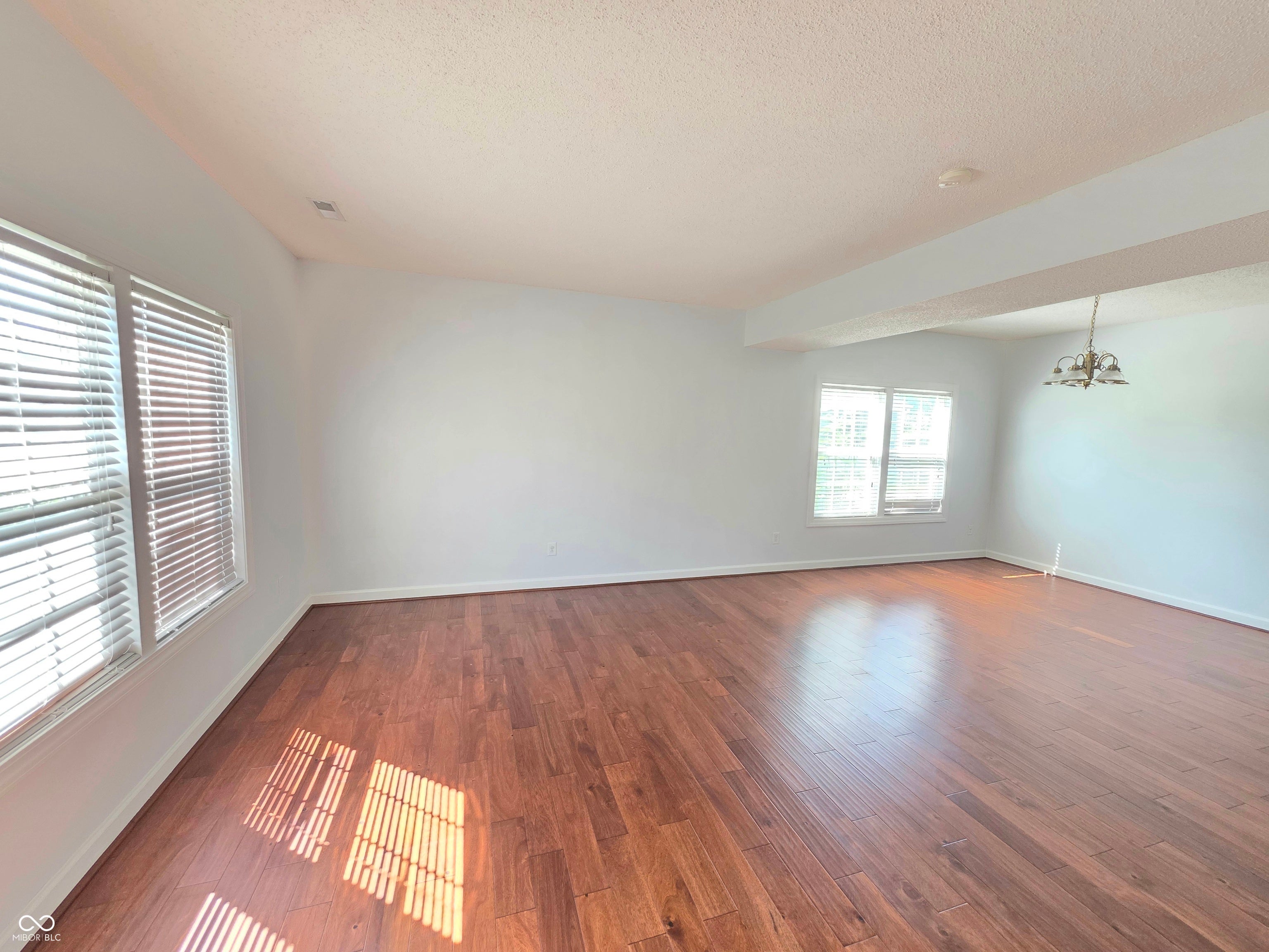 3130 Parkview Drive